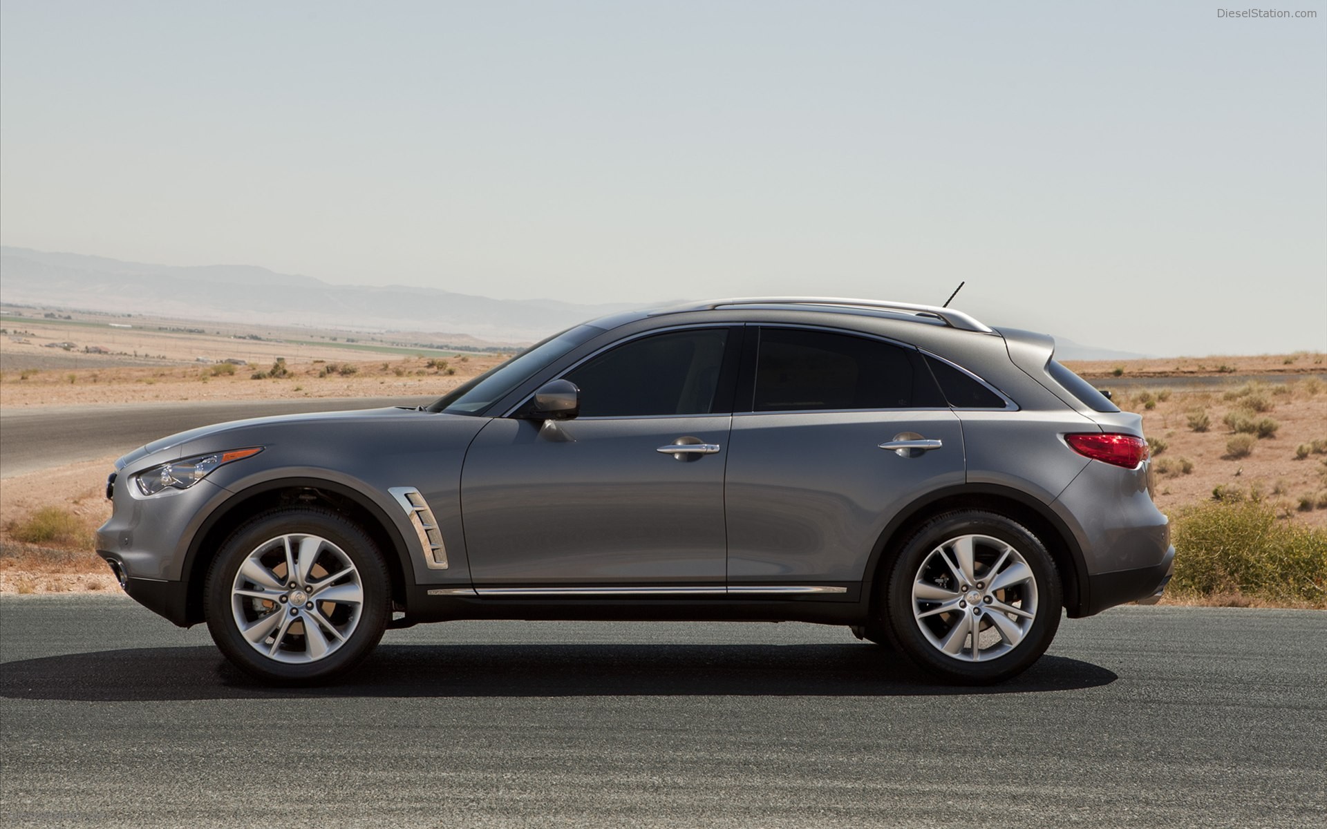 Infiniti FX35 2012