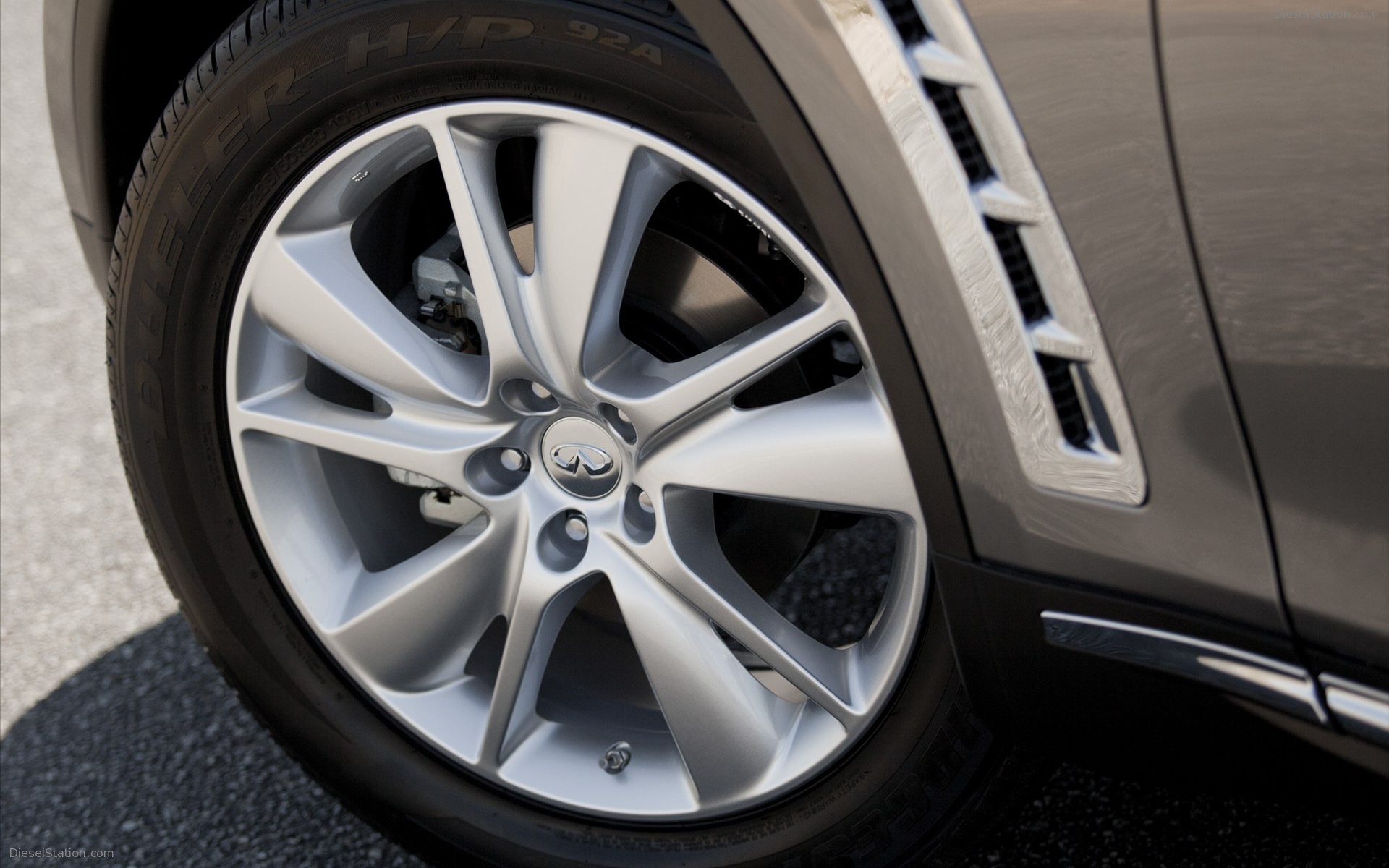 Infiniti FX35 2012