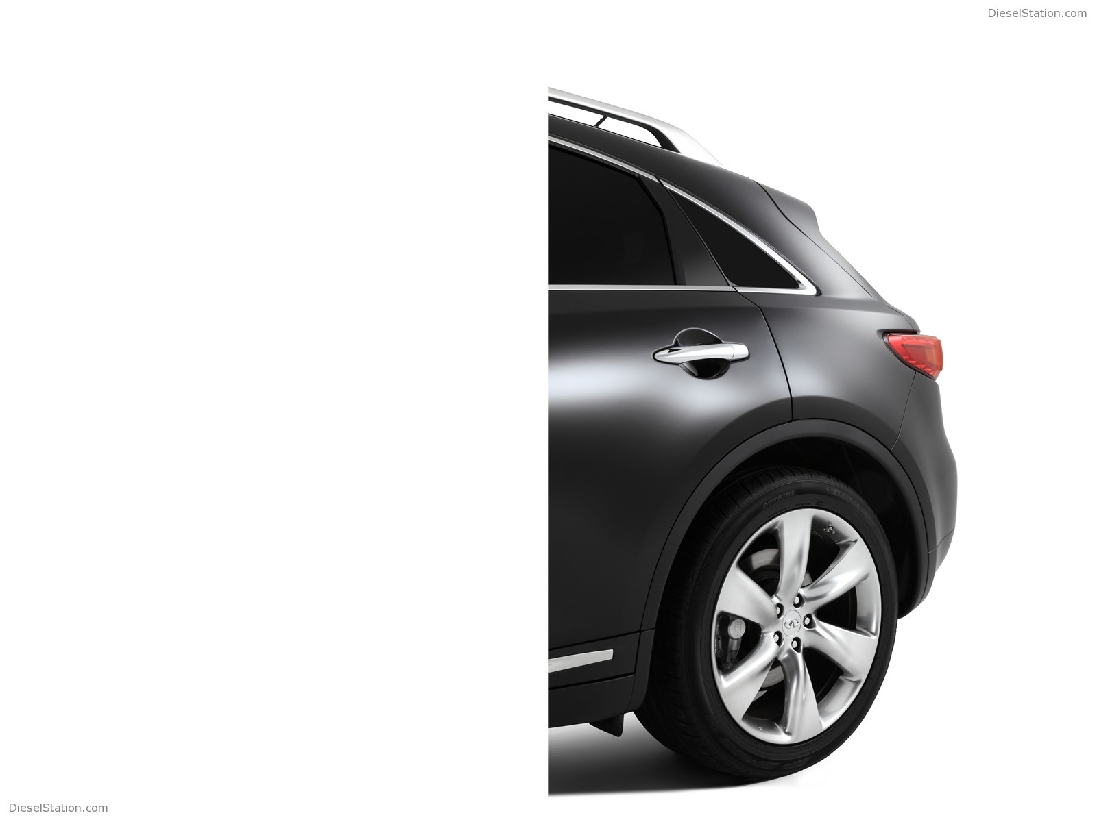 Infiniti FX30d S 2011