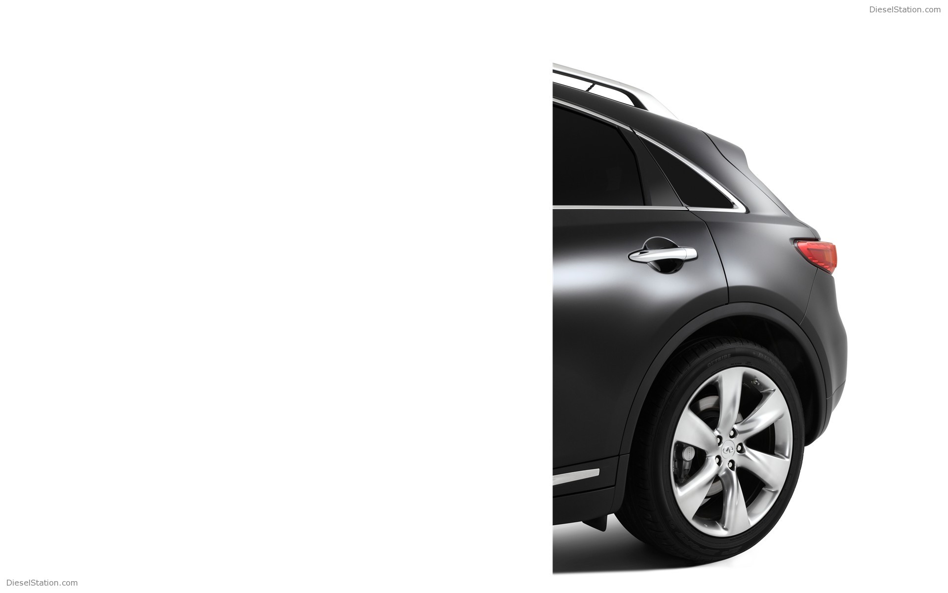 Infiniti FX30d S 2011