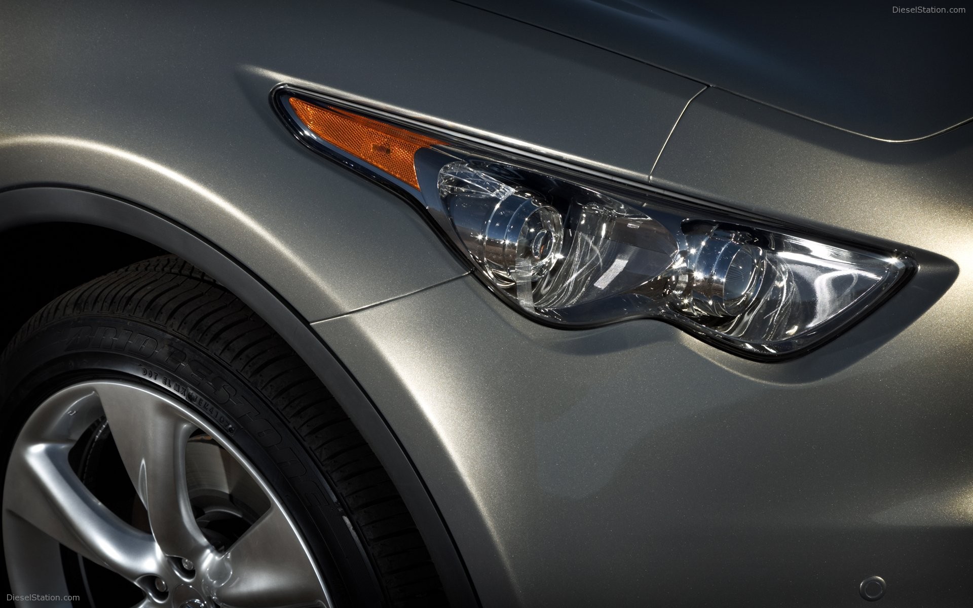 Infiniti FX (2009)