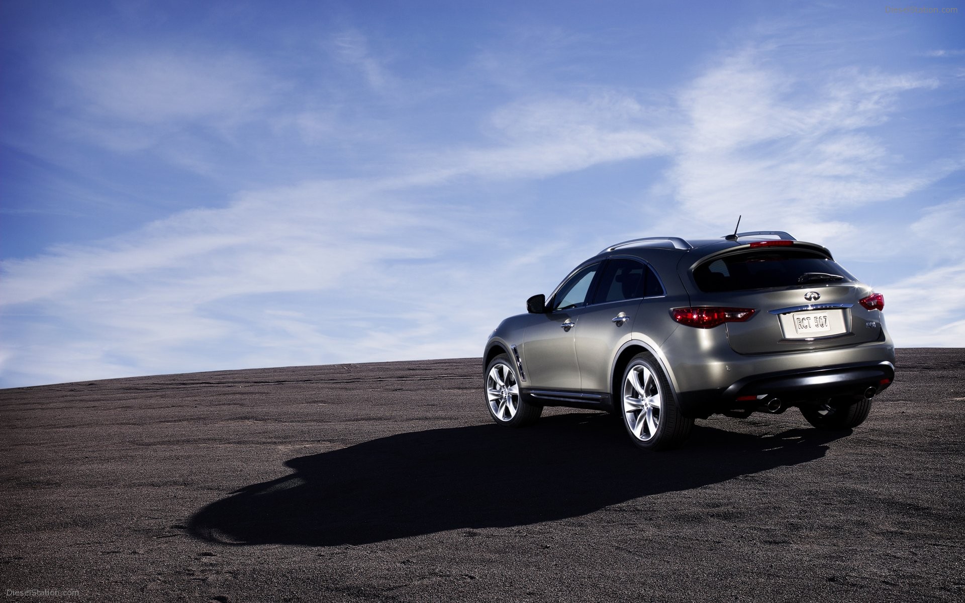 Infiniti FX (2009)