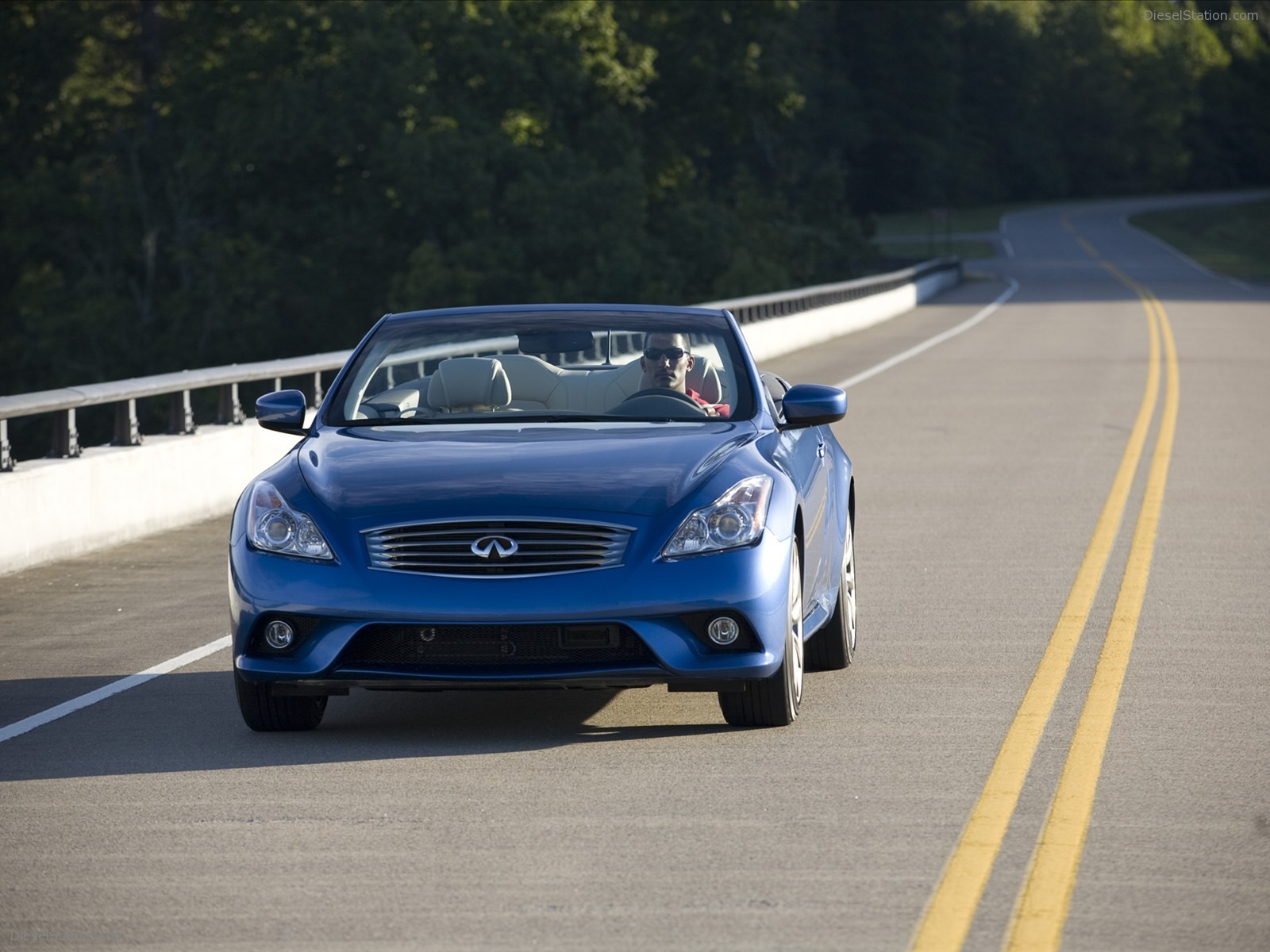 Infiniti G Convertible 2011