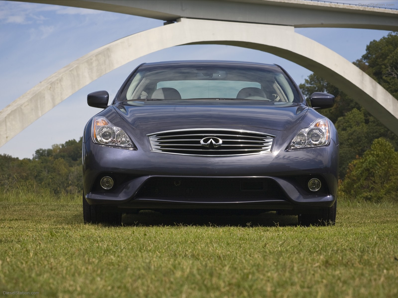 Infiniti G37 Coupe 2011