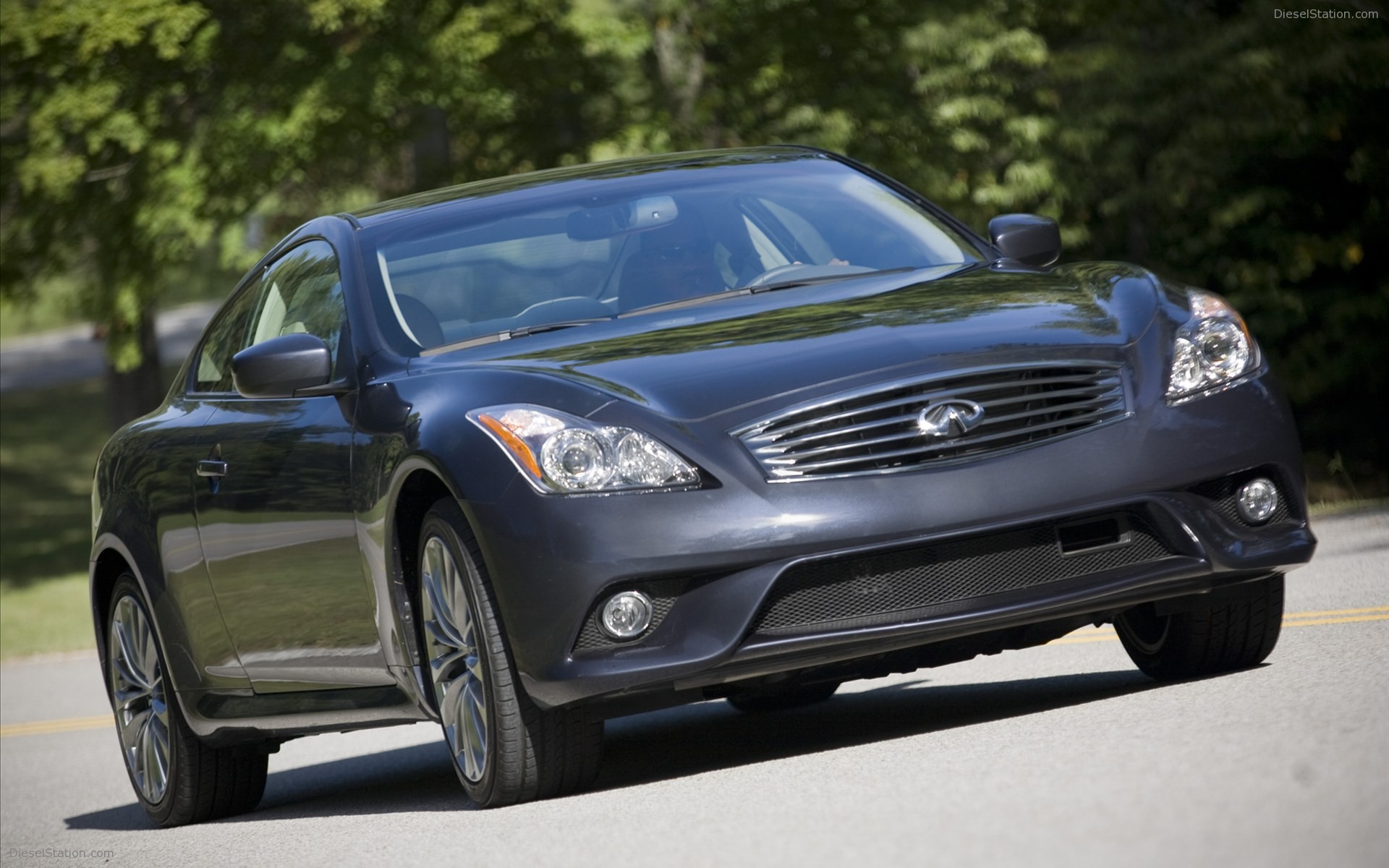 Infiniti G37 Coupe 2011