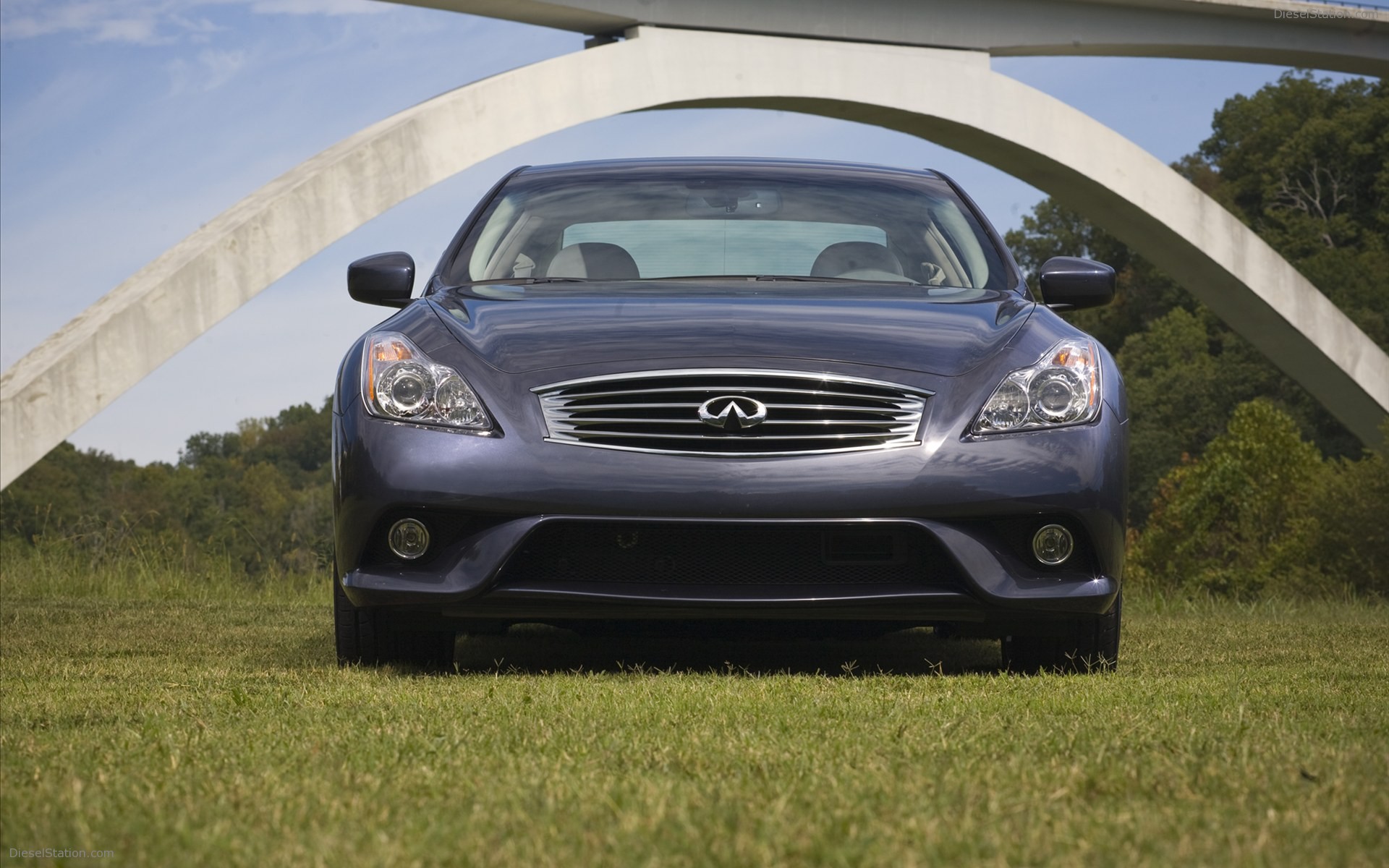 Infiniti G37 Coupe 2011