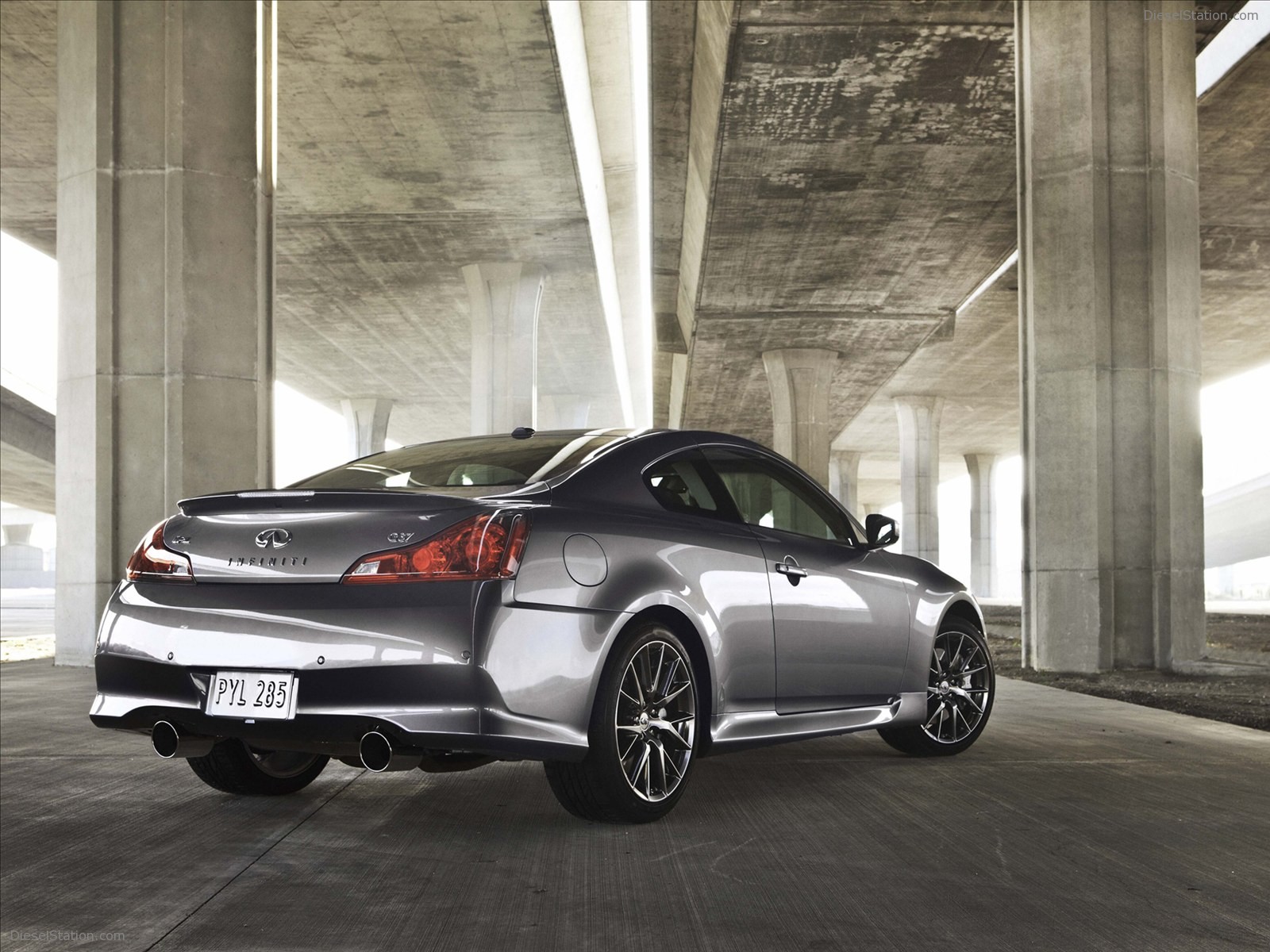 Infiniti IPL G Coupe 2011
