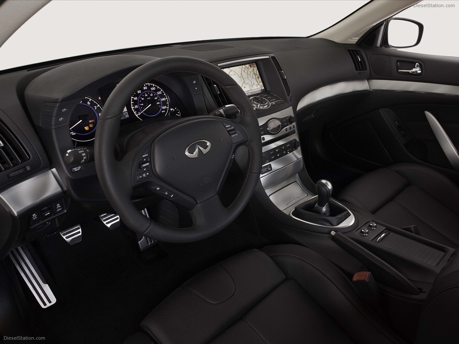 Infiniti IPL G Coupe 2011