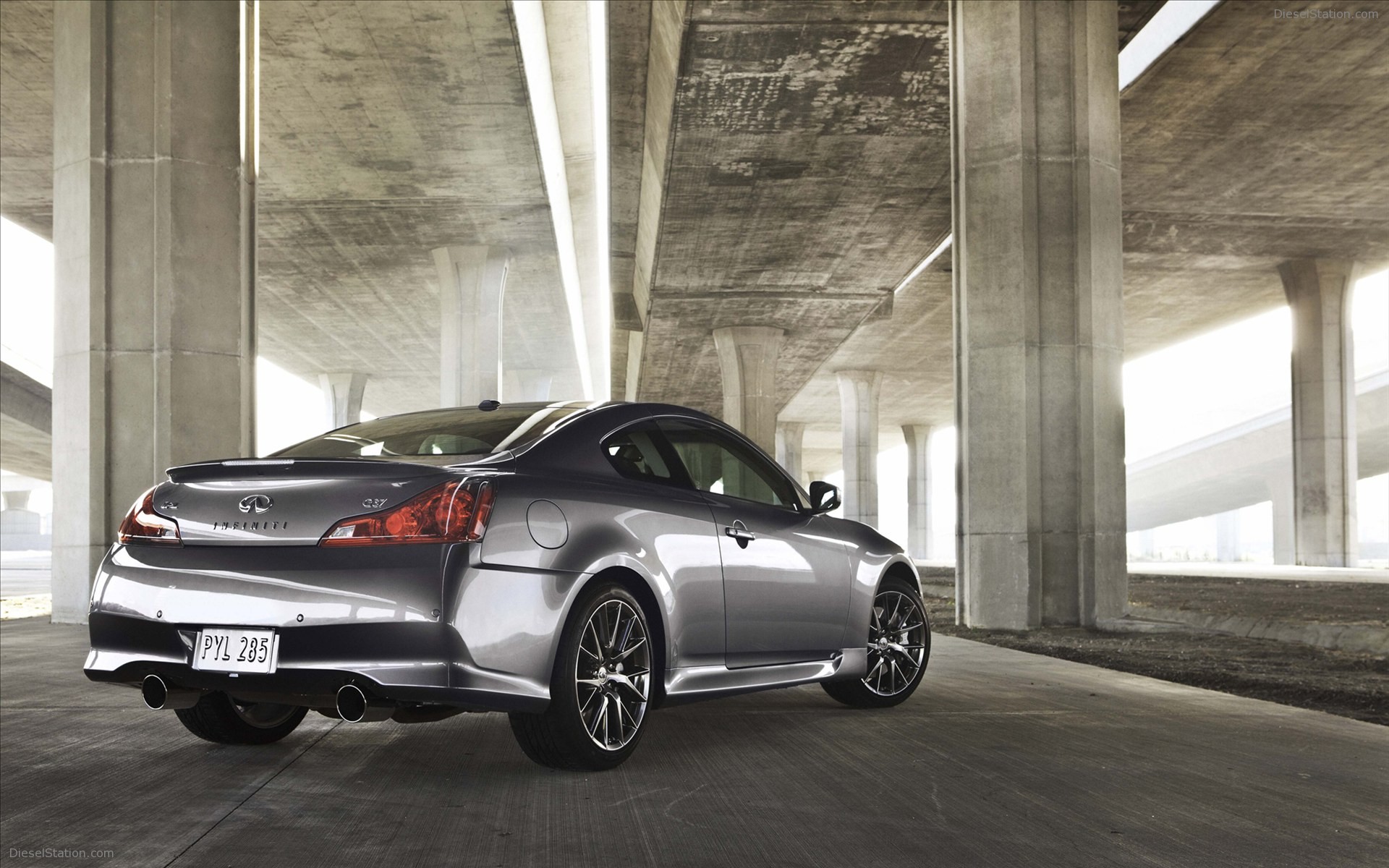 Infiniti IPL G Coupe 2011