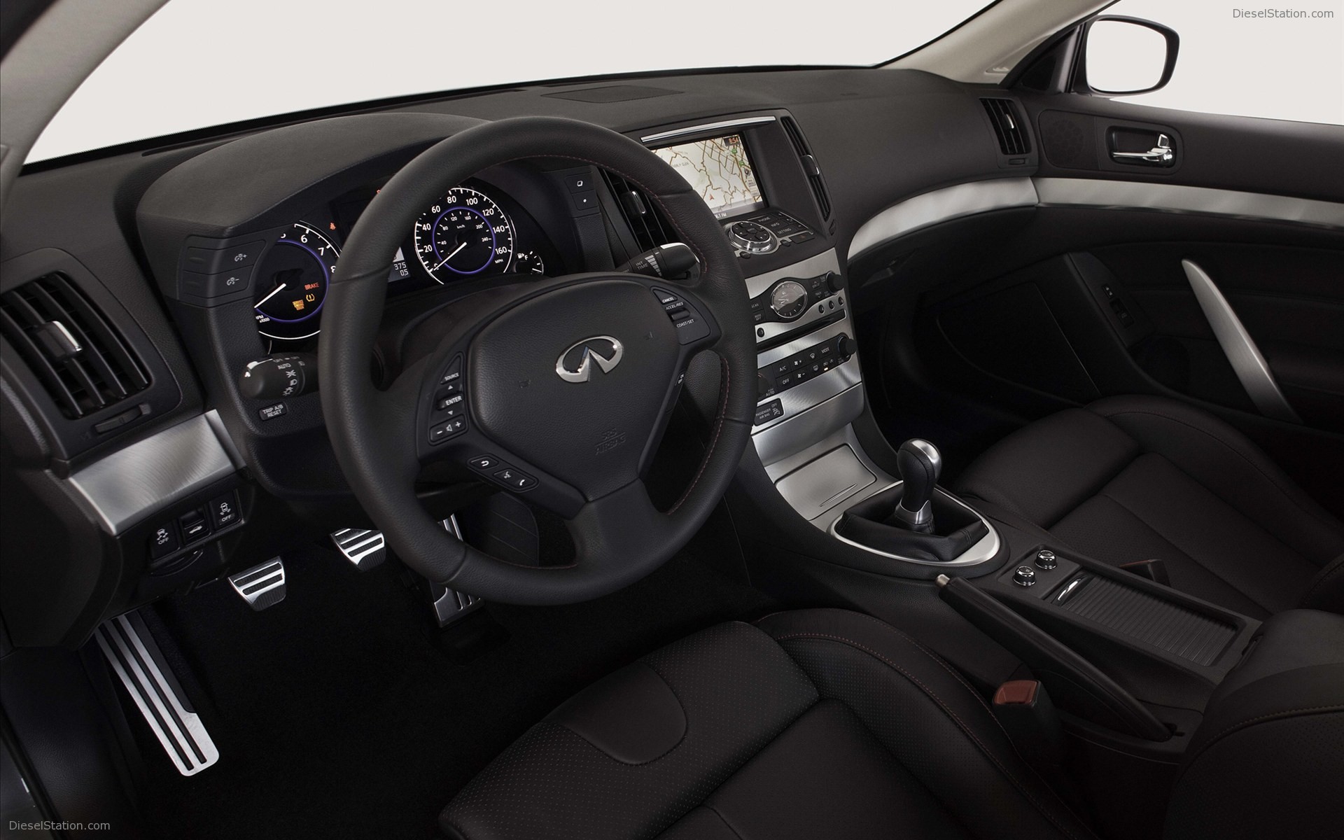 Infiniti IPL G Coupe 2011