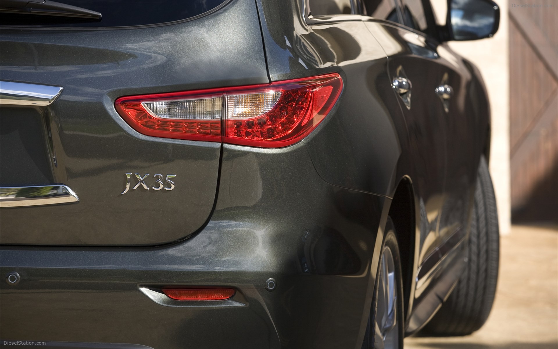 Infiniti JX 2013