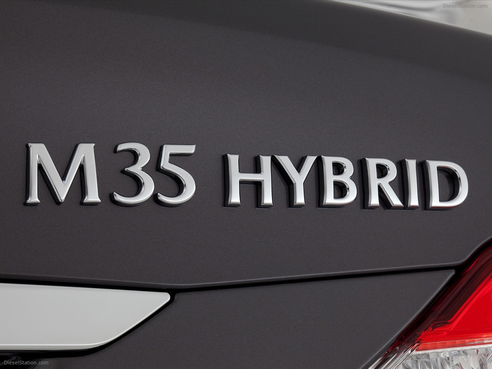 Infiniti M35 Hybrid 2011