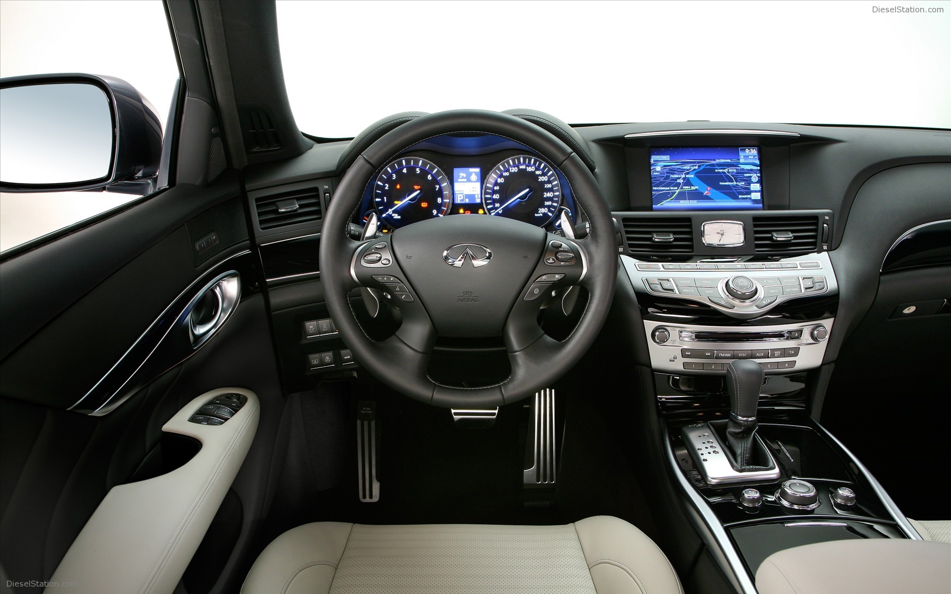 Infiniti M37S 2011