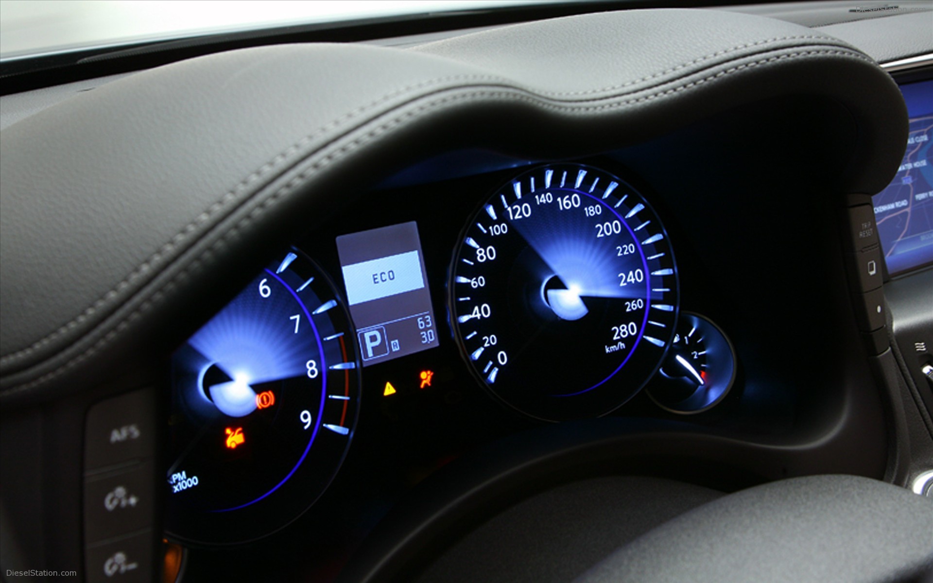 Infiniti M37S 2011