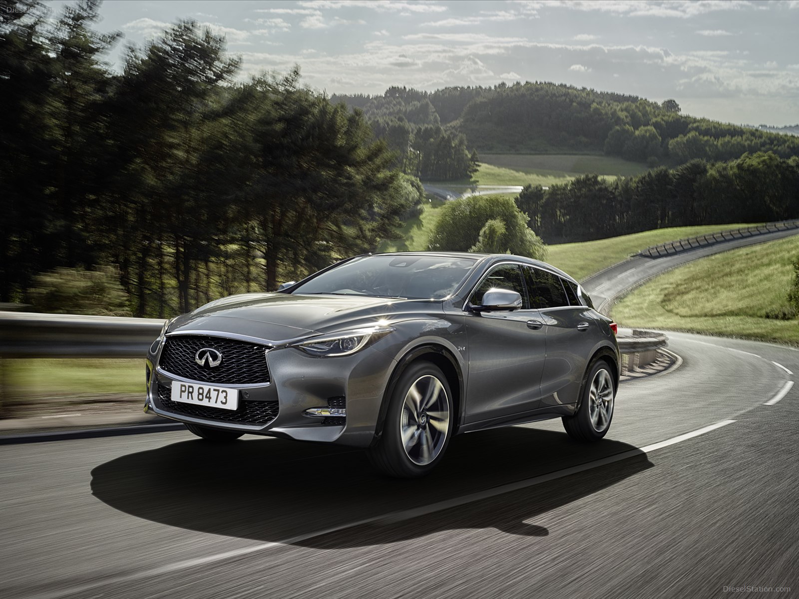 Infiniti Q30 2016