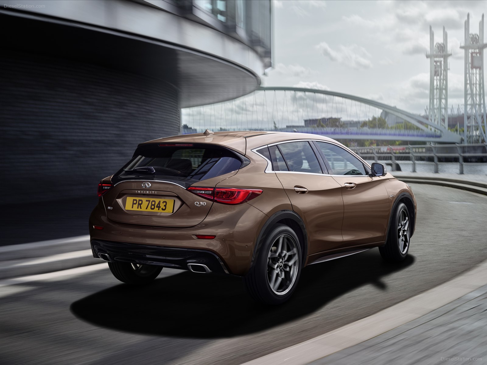 Infiniti Q30 2016