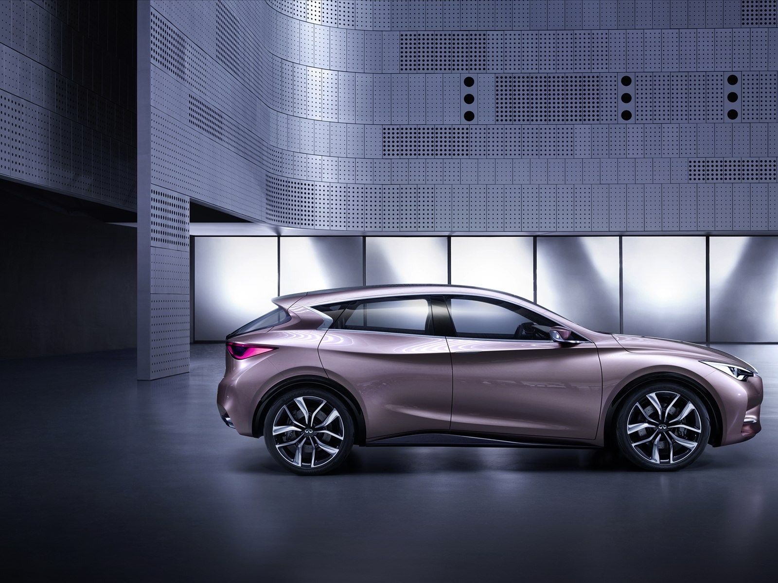 Infiniti Q30 Concept 2013