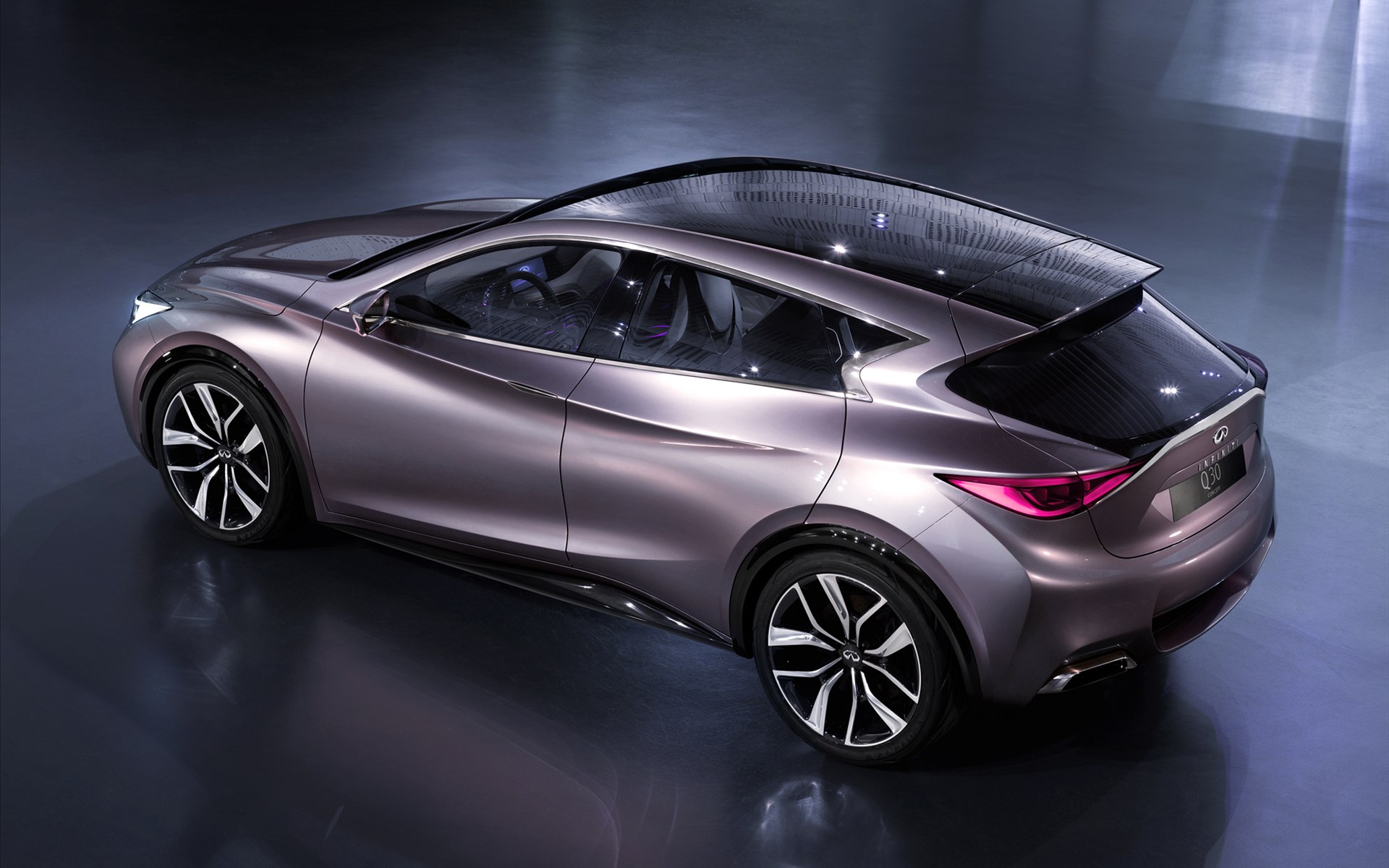 Infiniti Q30 Concept 2013