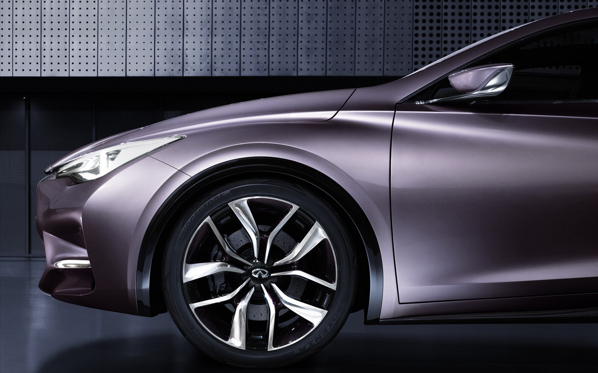Infiniti Q30 Concept 2013