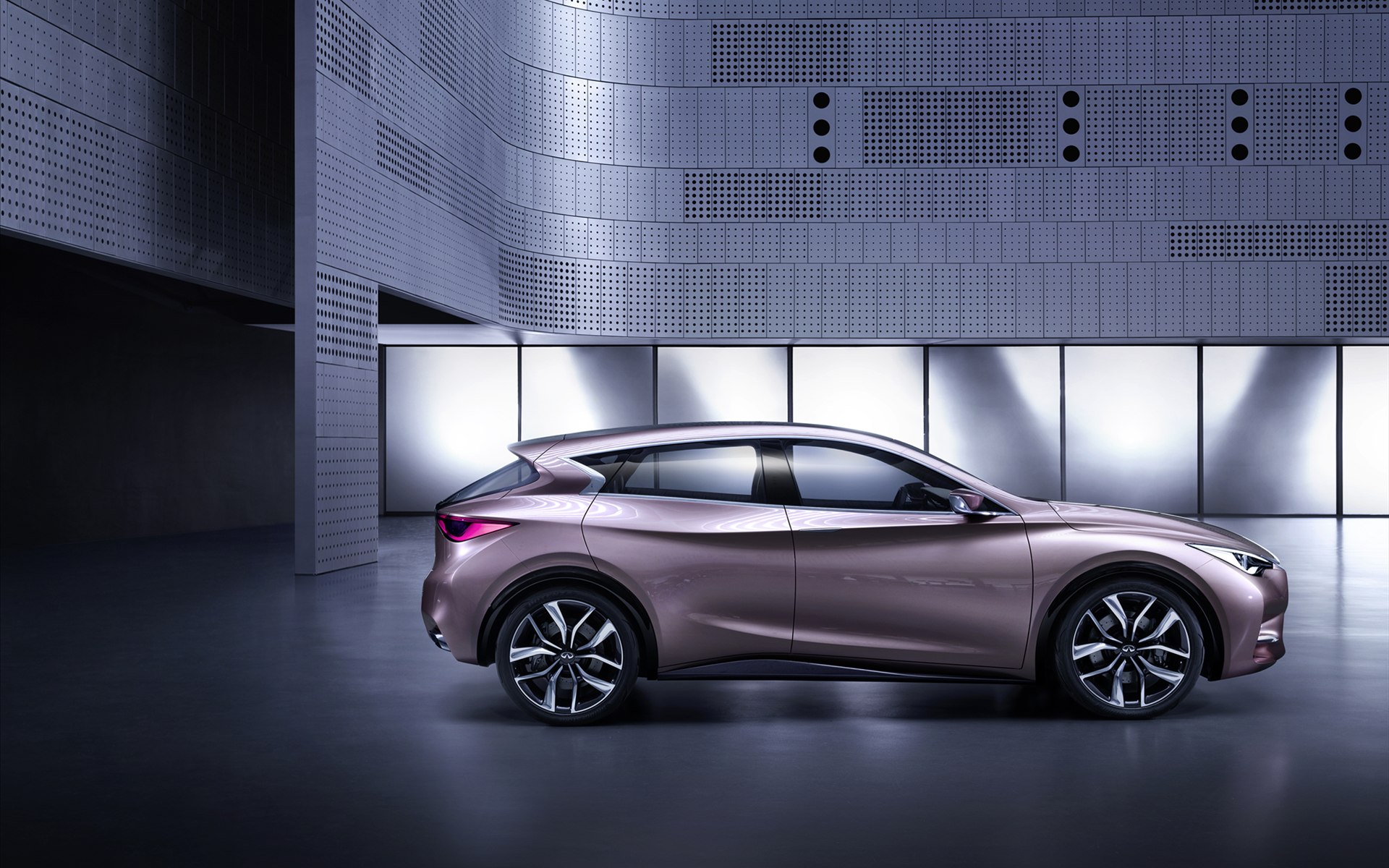 Infiniti Q30 Concept 2013