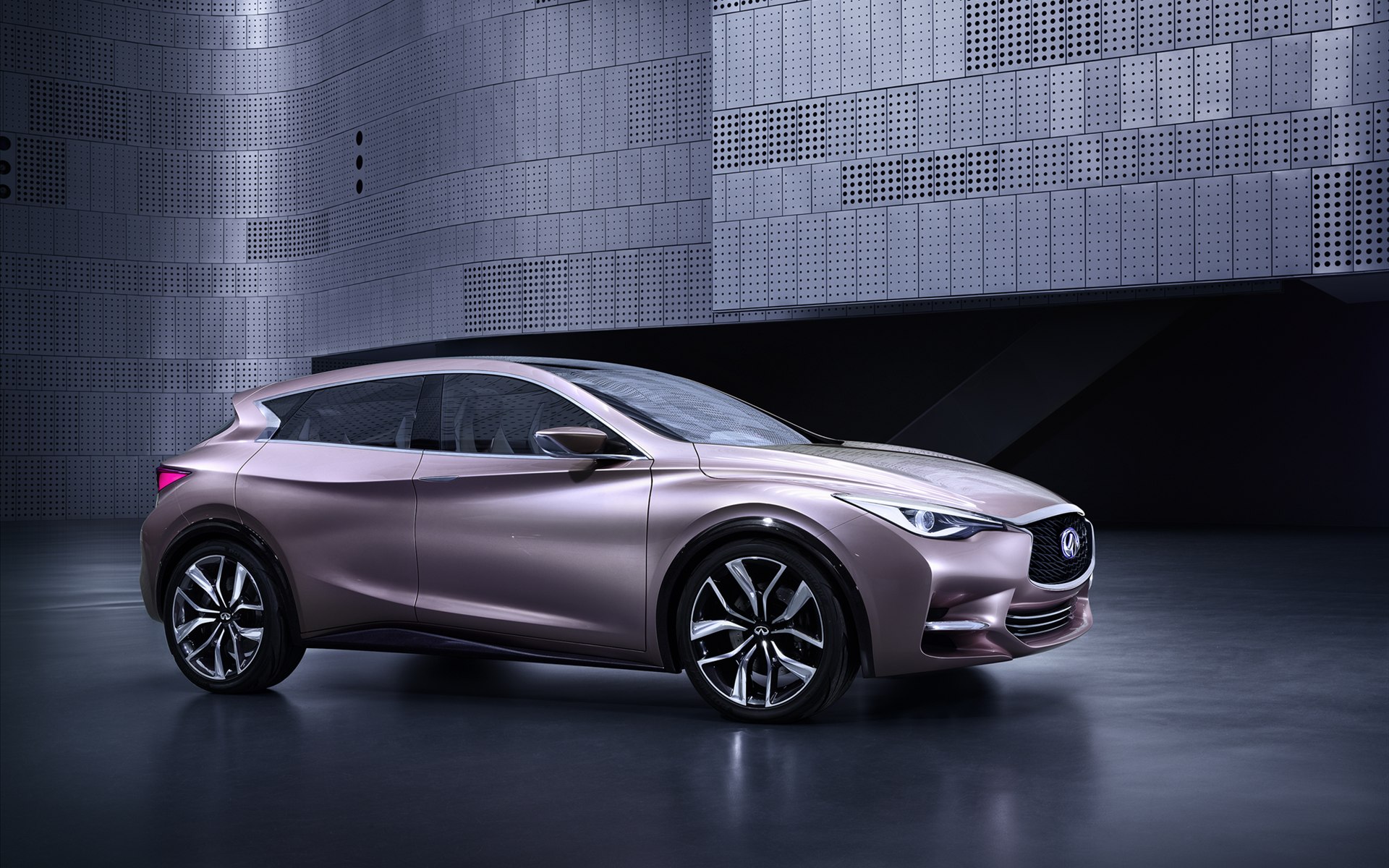 Infiniti Q30 Concept 2013
