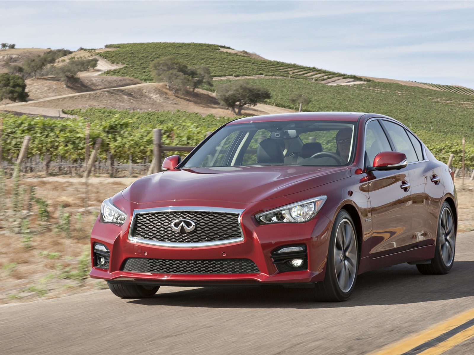 Infiniti Q50 2014