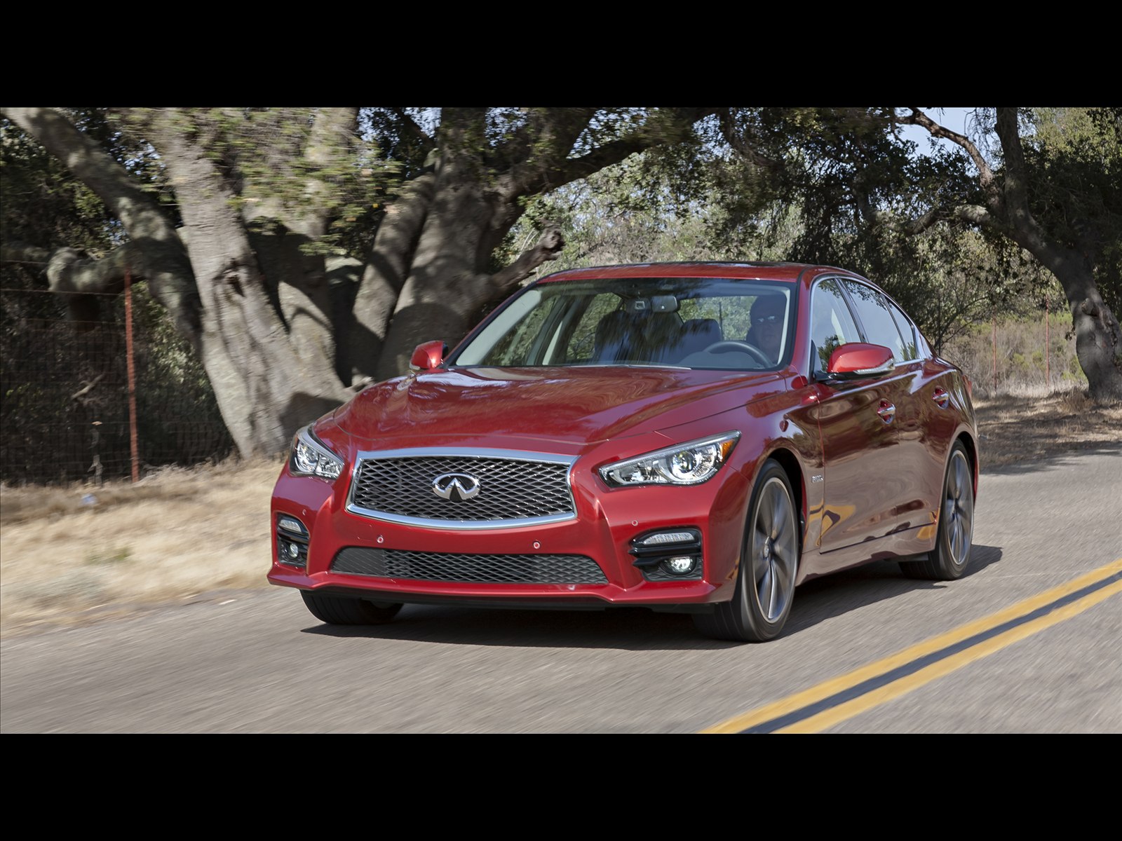 Infiniti Q50 2014