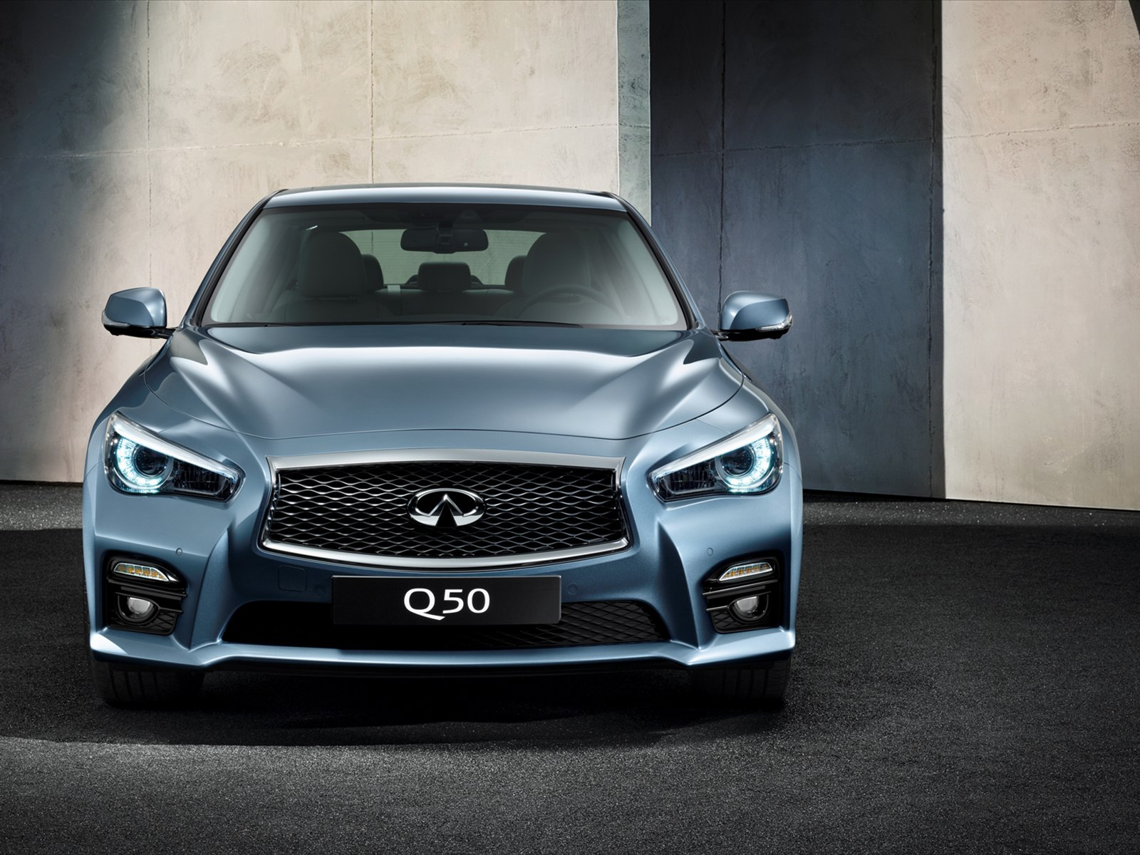 Infiniti Q50 2014