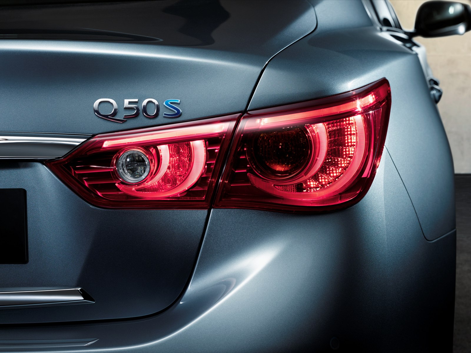 Infiniti Q50 2014