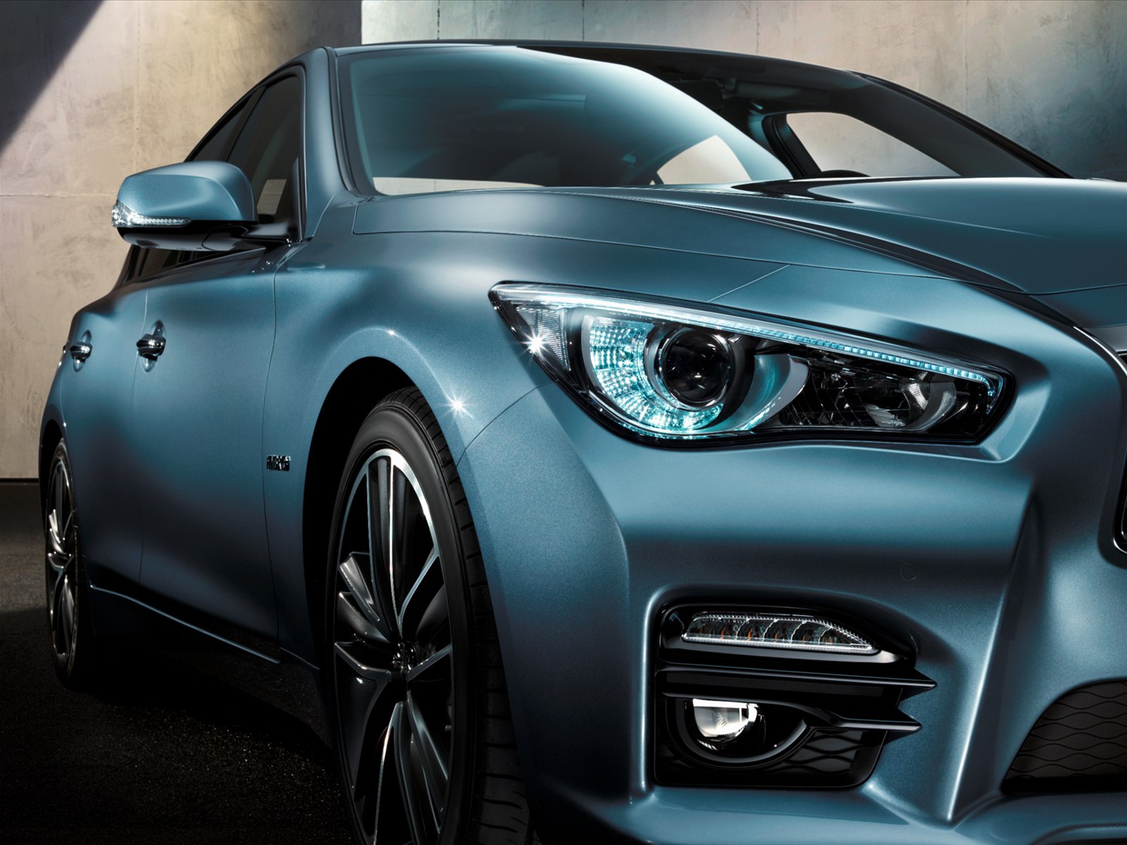 Infiniti Q50 2014