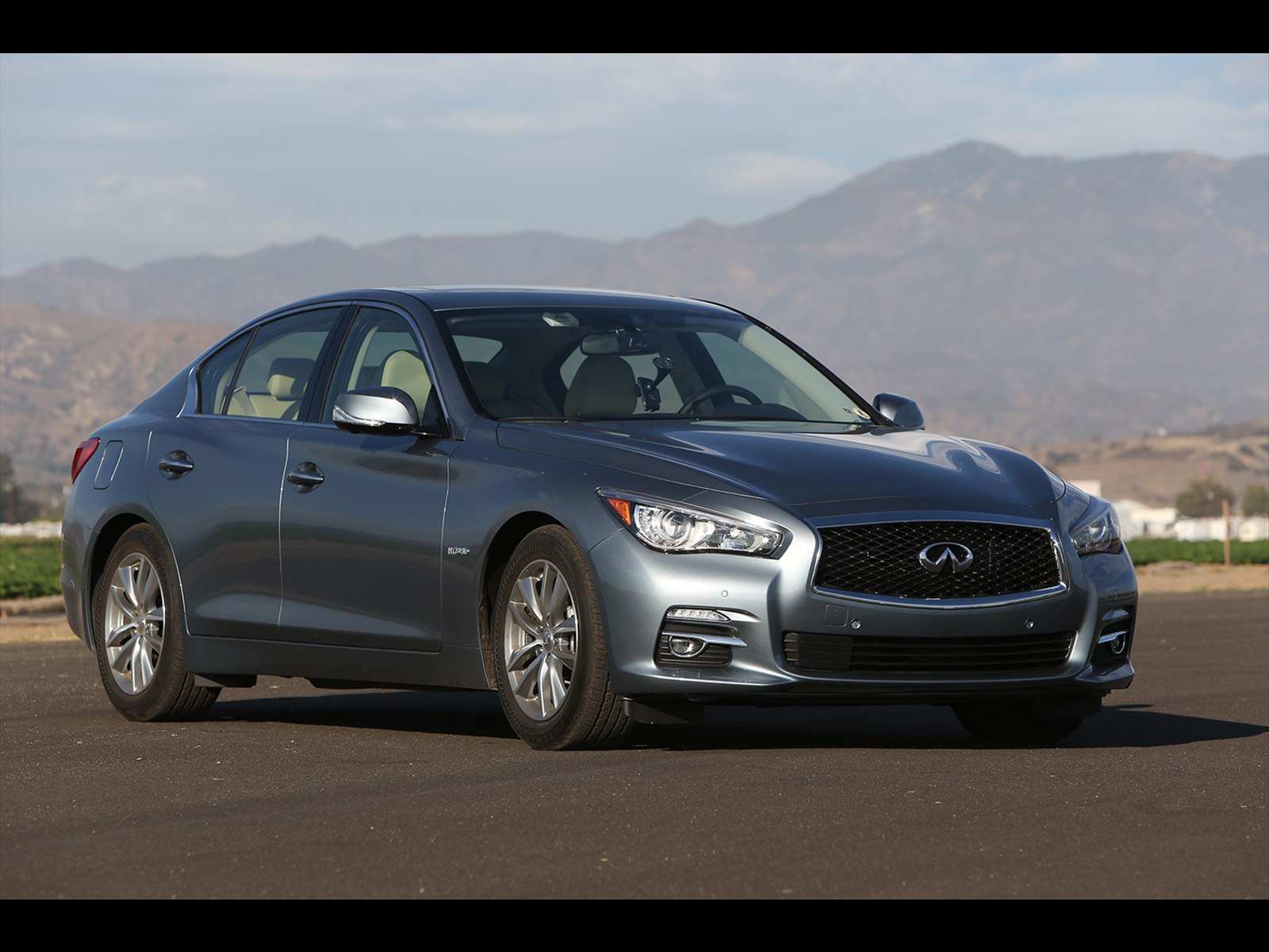 Infiniti Q50 2014