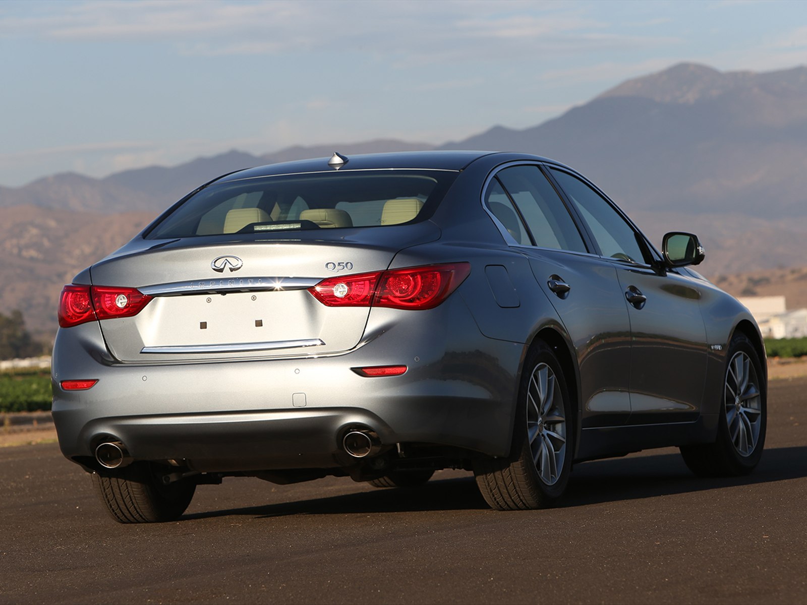 Infiniti Q50 2014