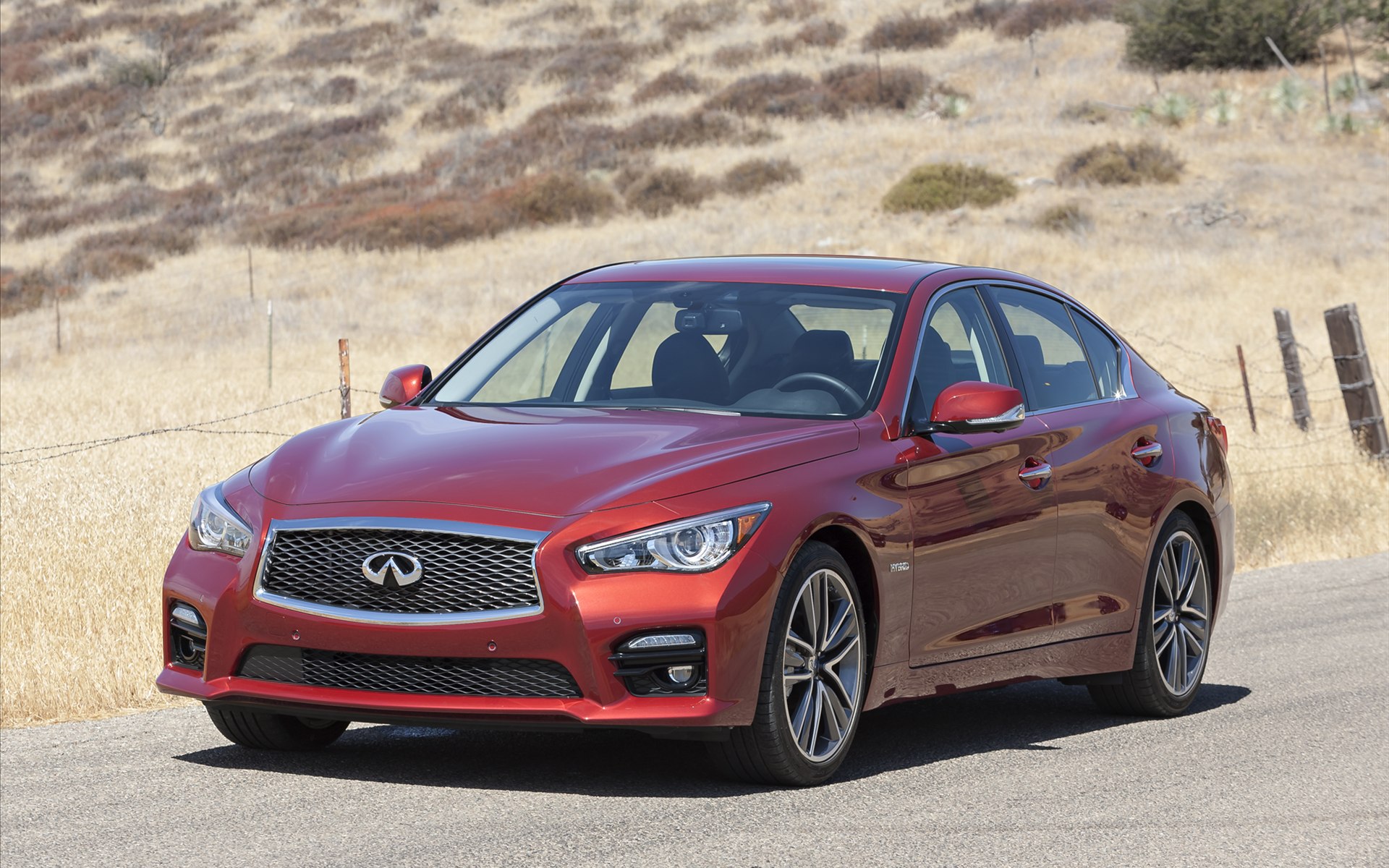 Infiniti Q50 2014