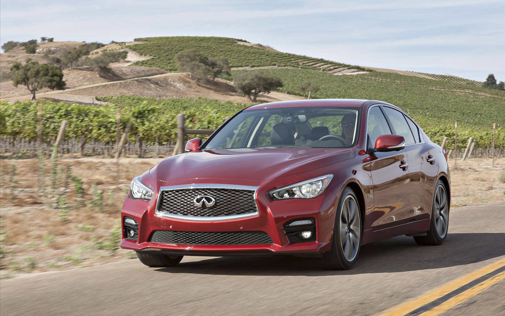 Infiniti Q50 2014