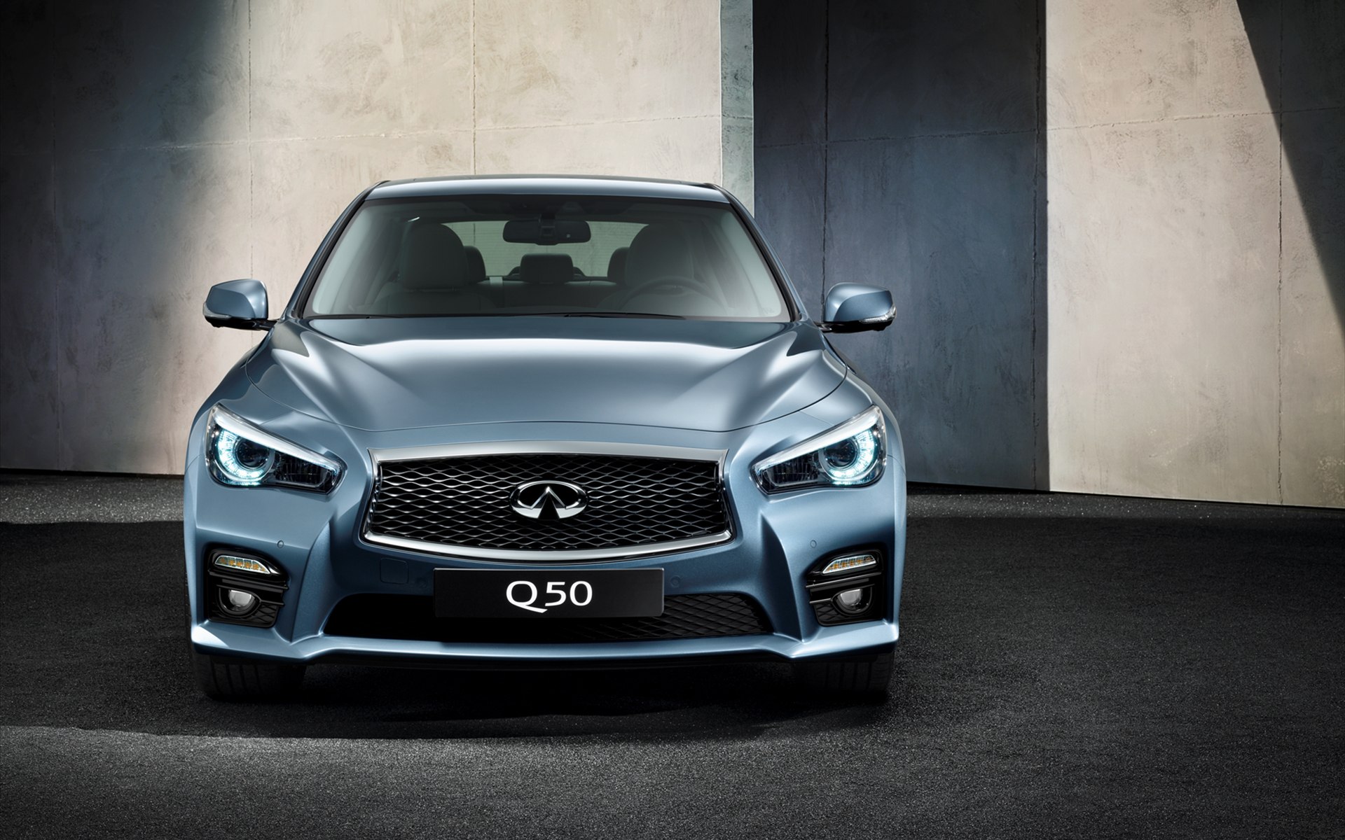 Infiniti Q50 2014