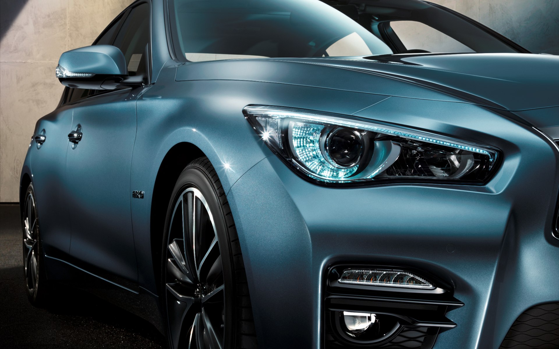 Infiniti Q50 2014