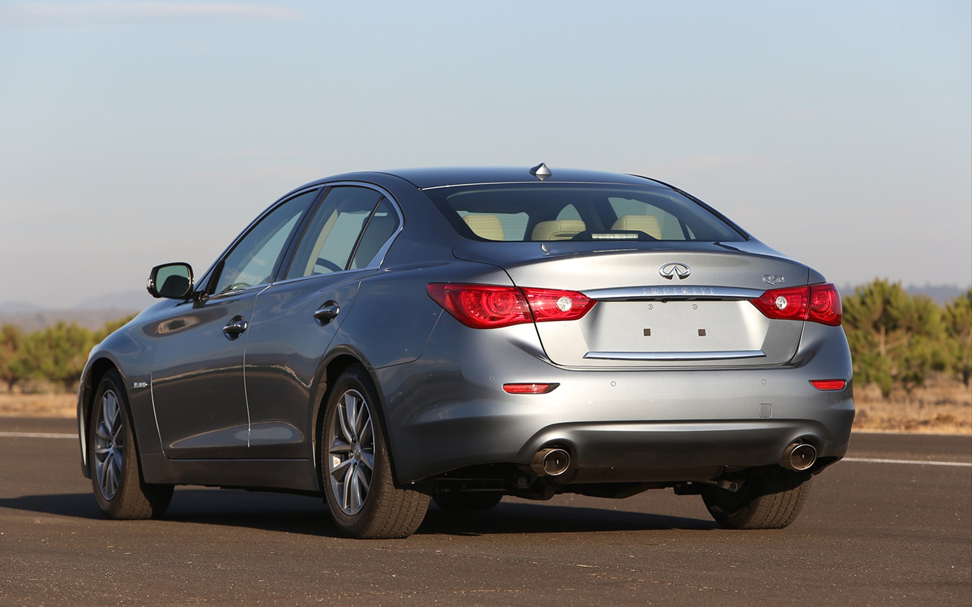 Infiniti Q50 2014