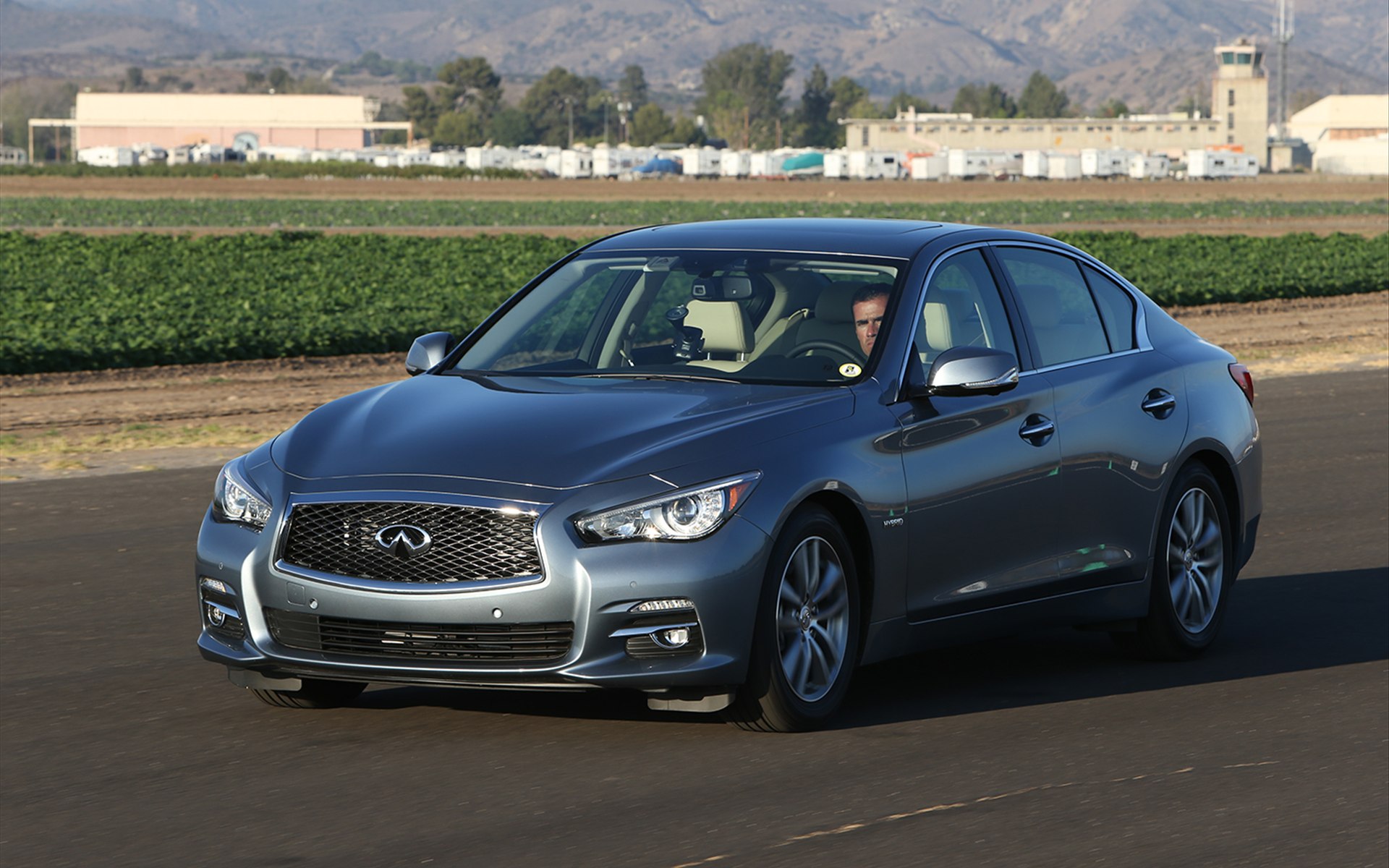 Infiniti Q50 2014