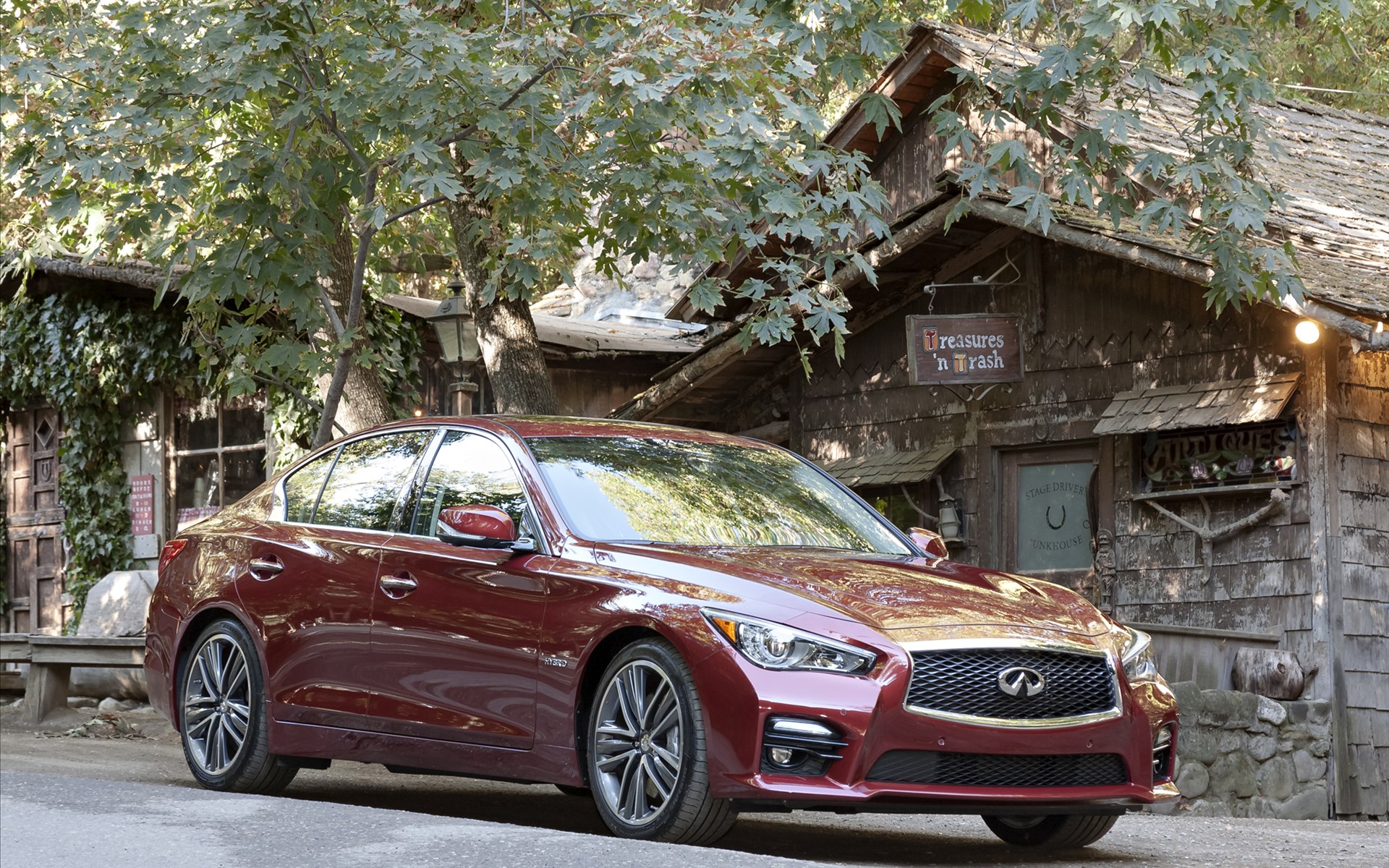 Infiniti Q50 2014