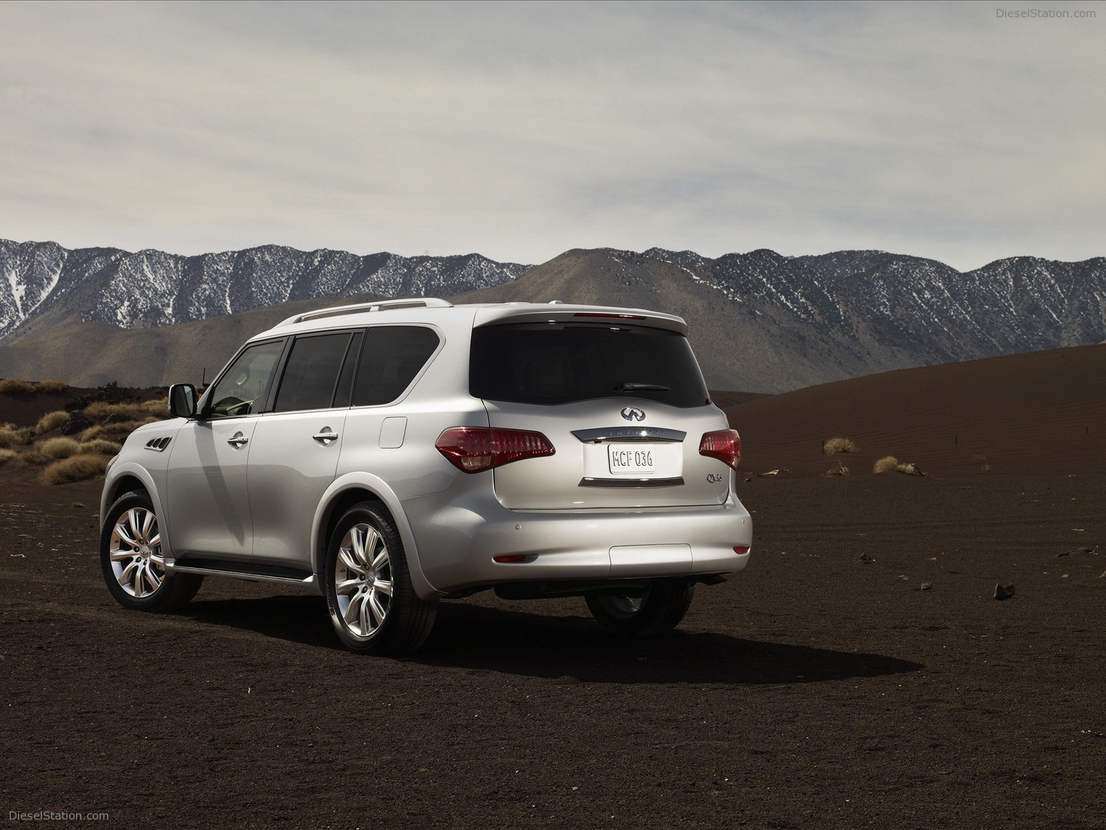 Infiniti QX 2011