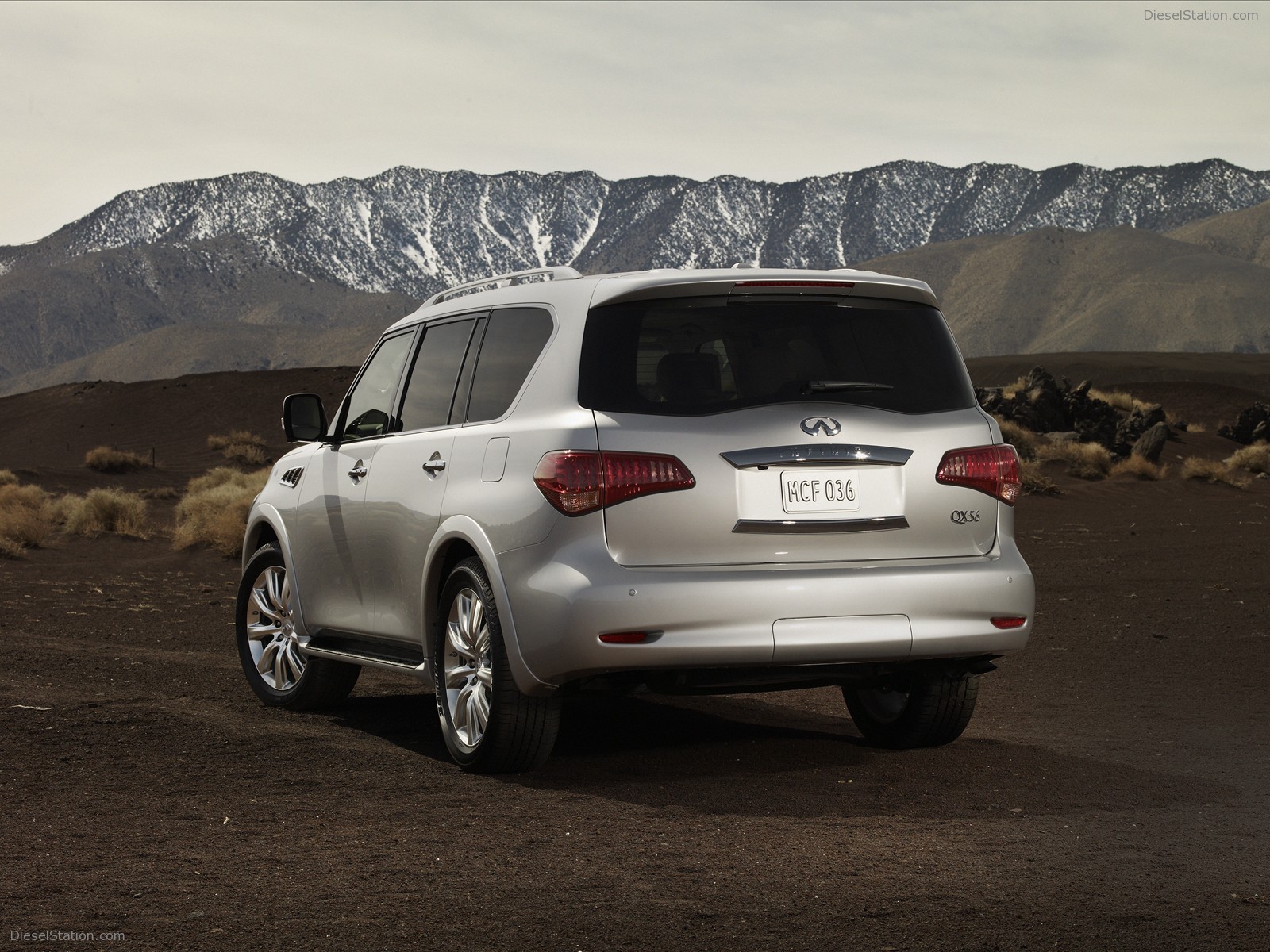 Infiniti QX 2011