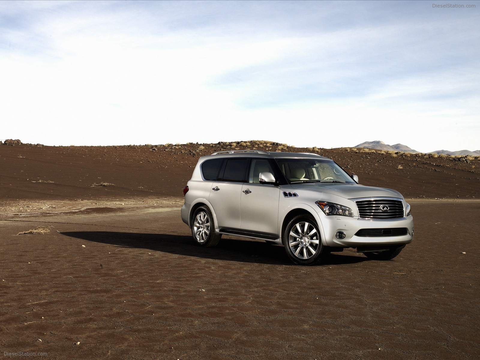 Infiniti QX 2011