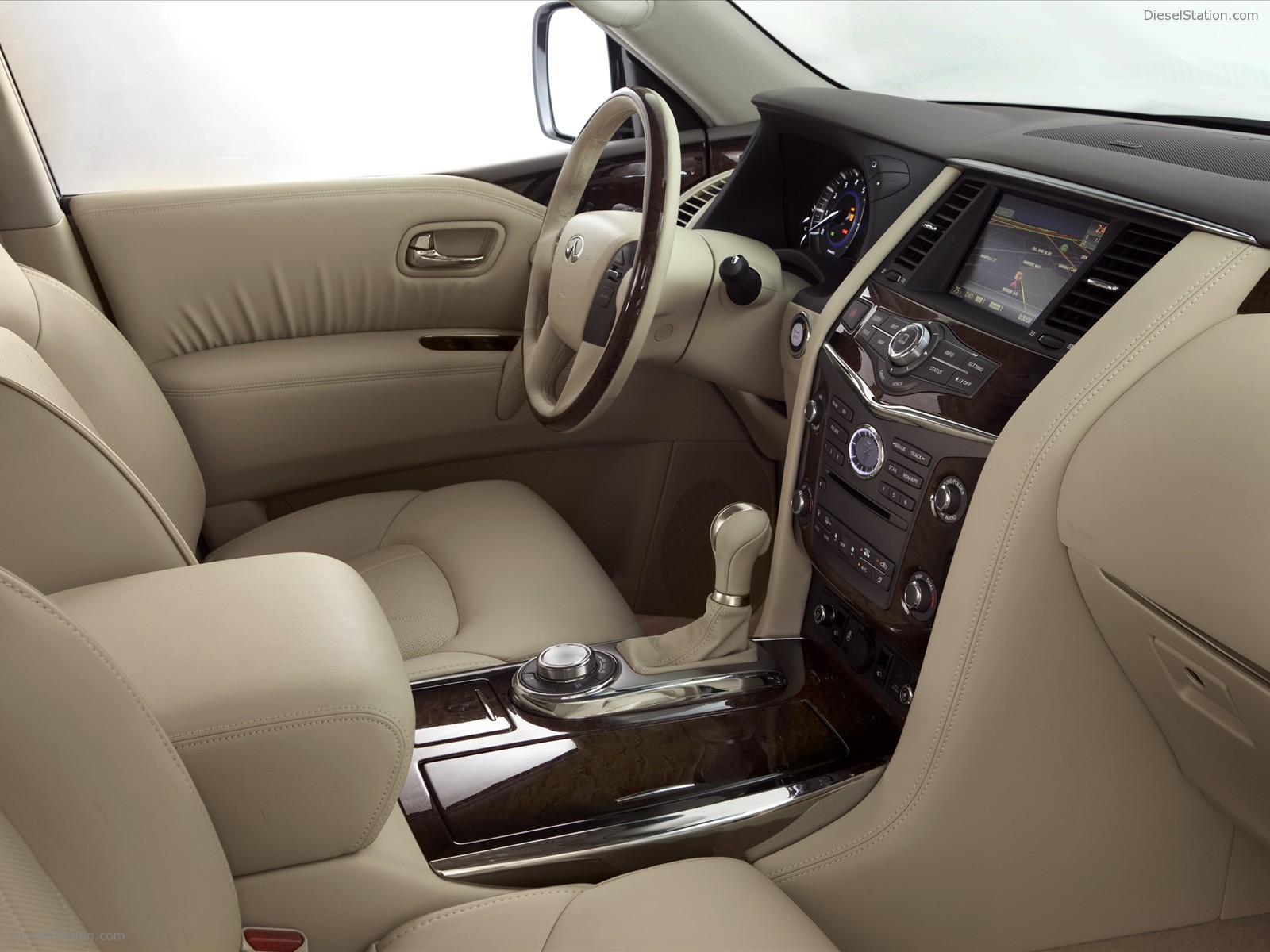 Infiniti QX 2011
