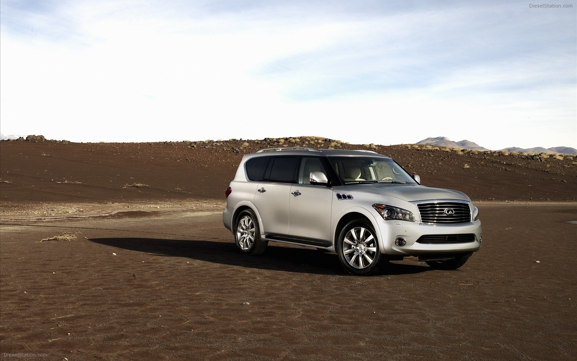 Infiniti QX 2011