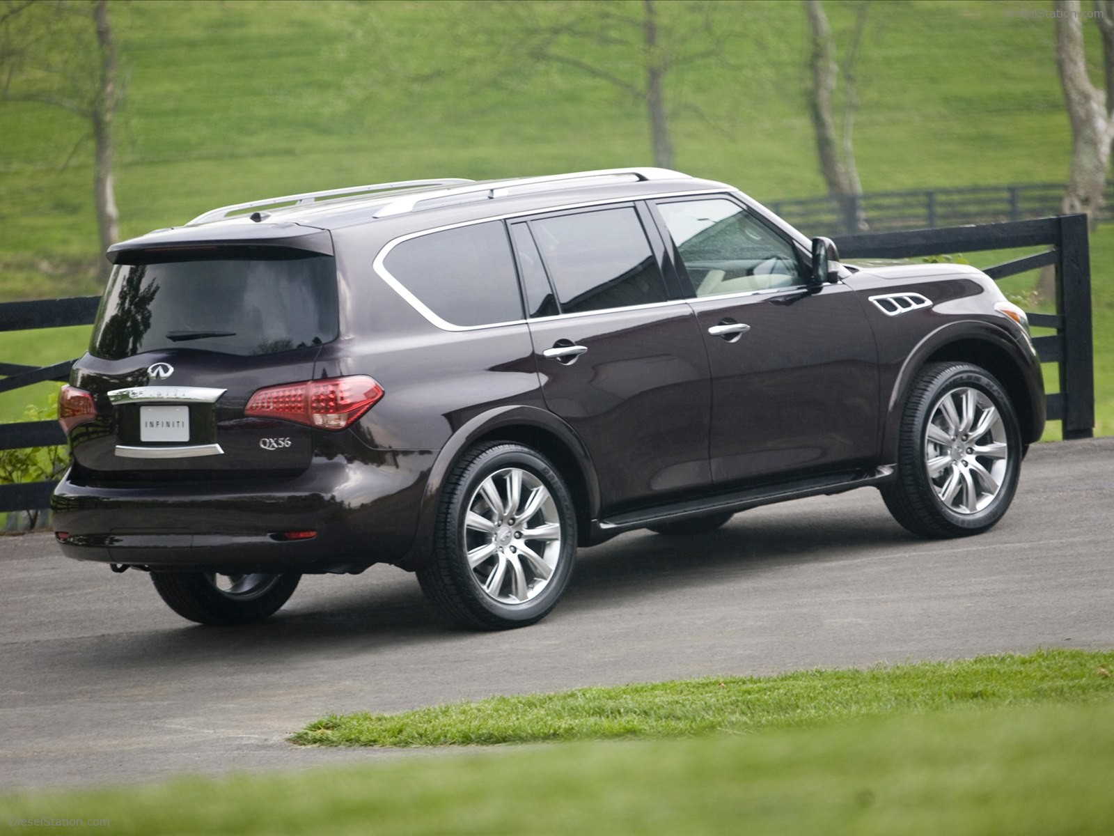 Infiniti QX 2012