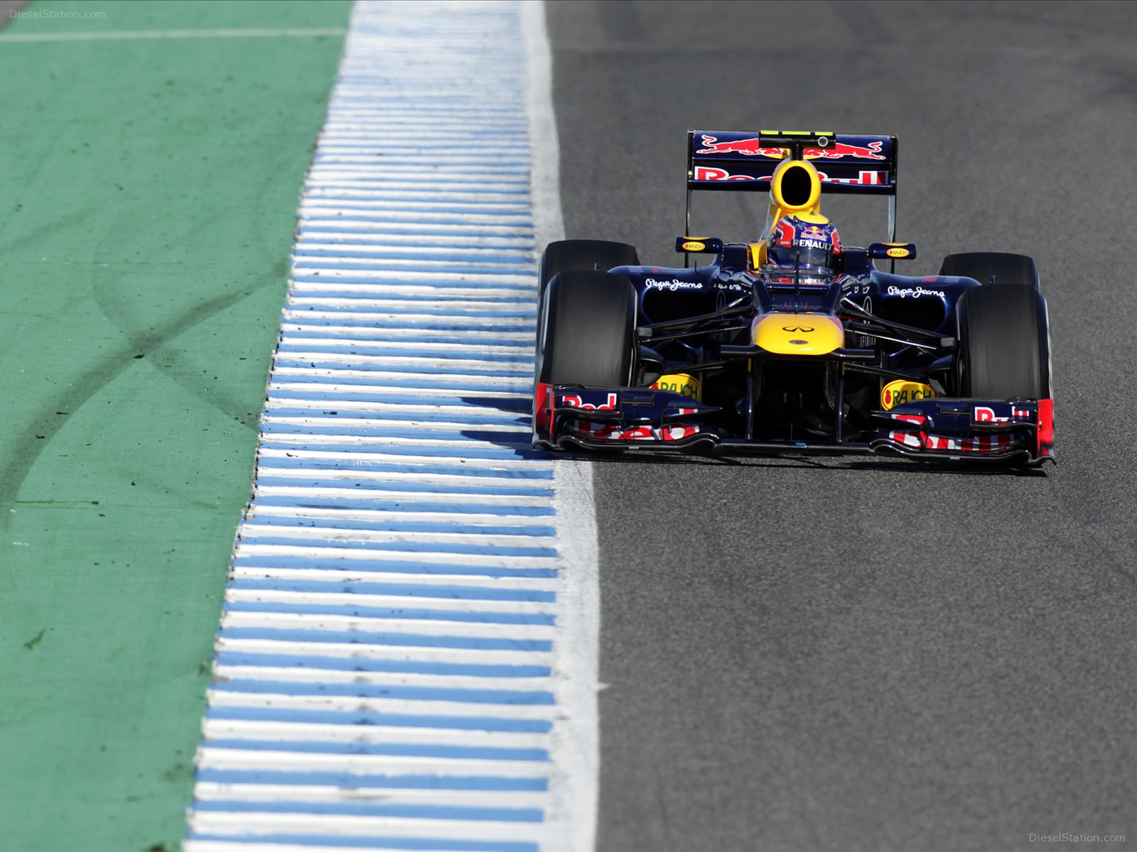 Infiniti Red Bull Racing Pre Season Test 2012 Infiniti Red Bull Racing Pre Season Test 2012