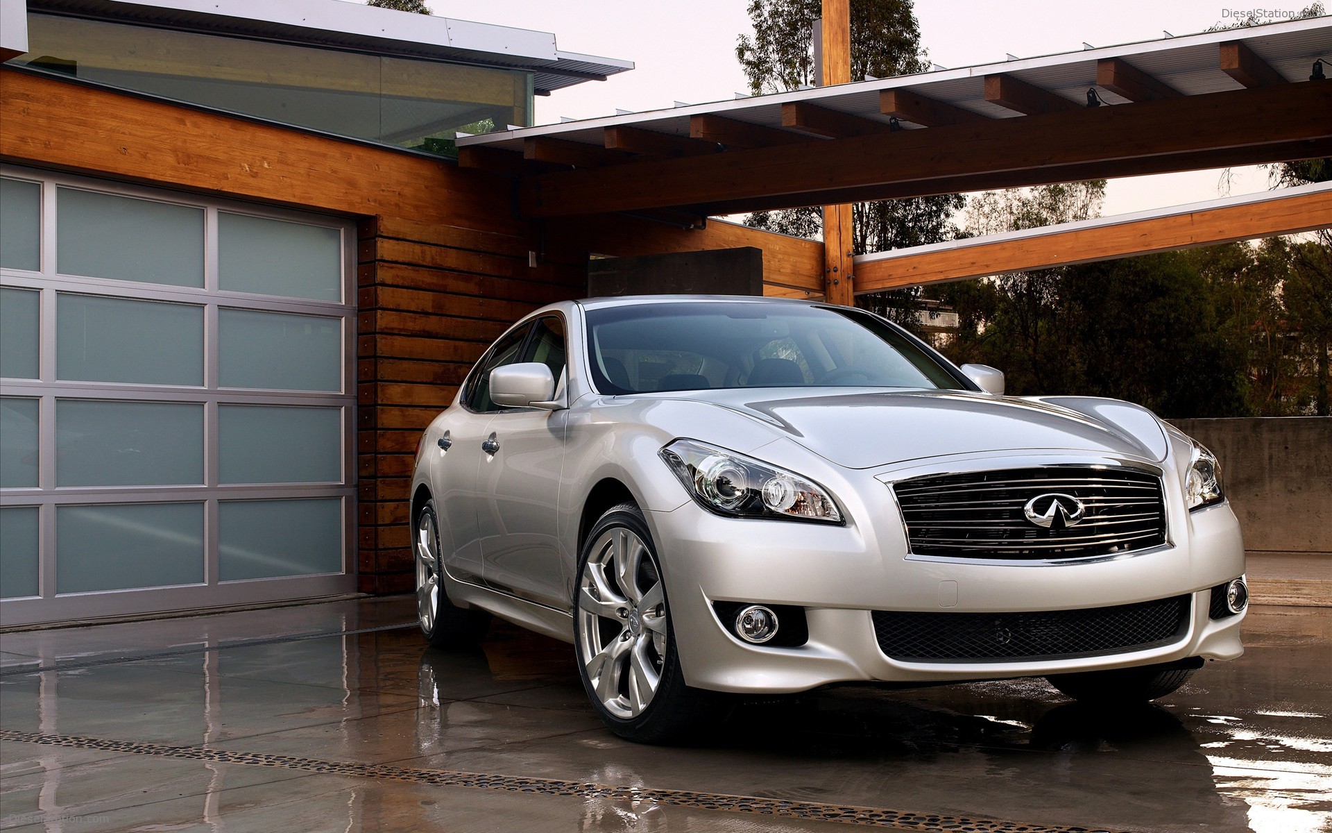 2011 Infiniti M - LA Motor Show 2009
