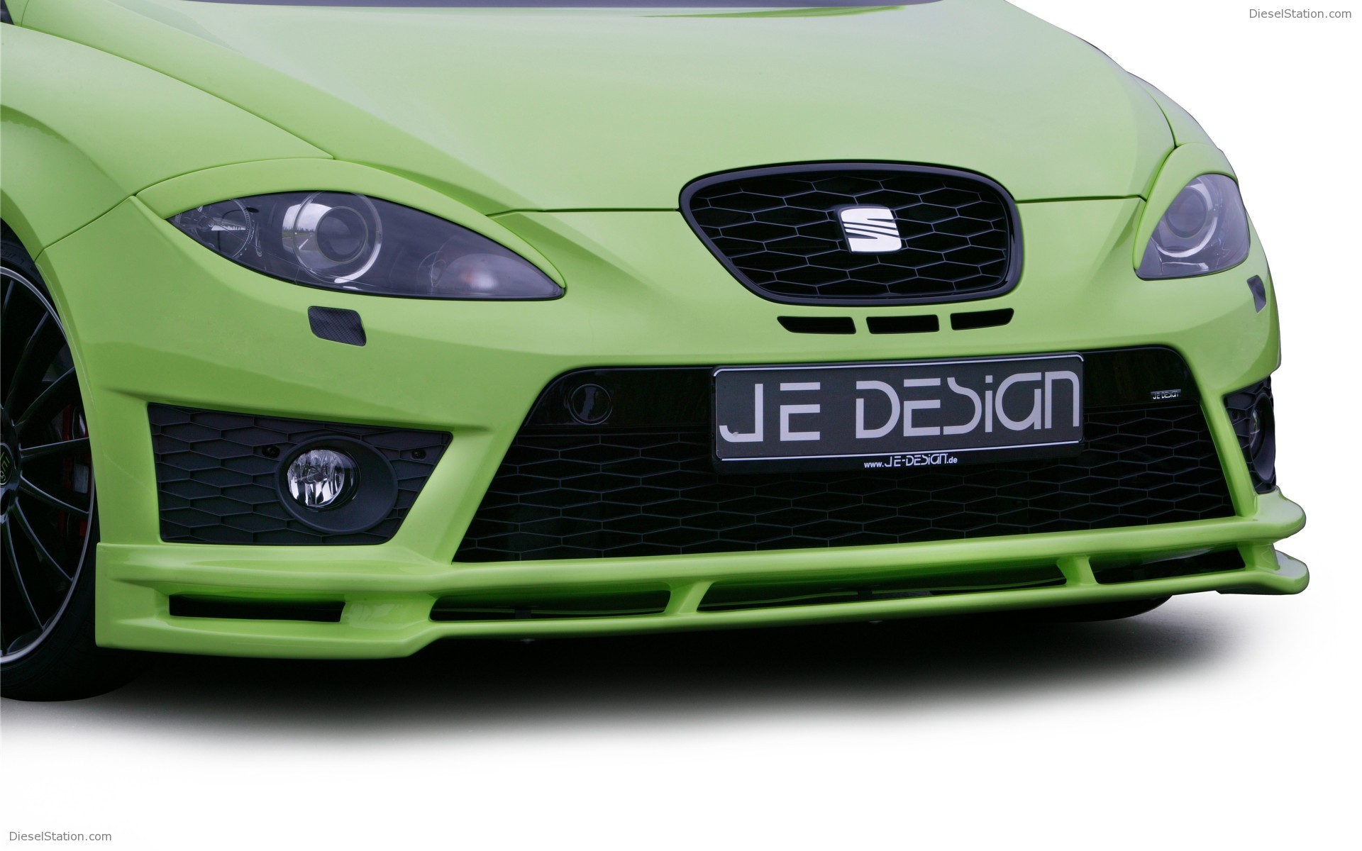 2009 JE DESIGN Seat Leon Cupra