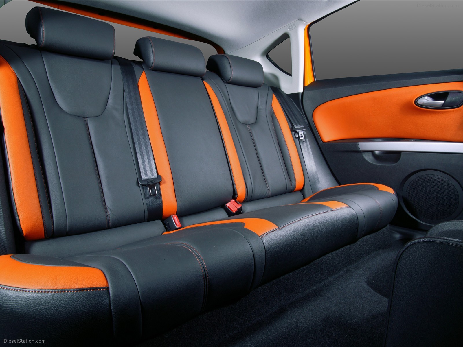 2010 JE-Design Seat Leon FR