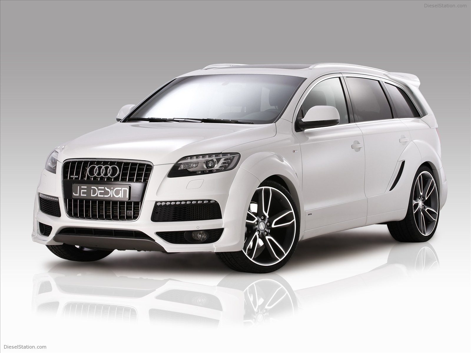 JE DESIGN Audi Q7 S Line 2012